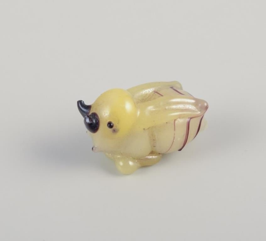 European glass artist. Six miniature animals in art glass. Handmade.
Approximately from the 1970s.
Perfect condition.
Pingvin: H 2.0 cm. x L 1.1 cm.
