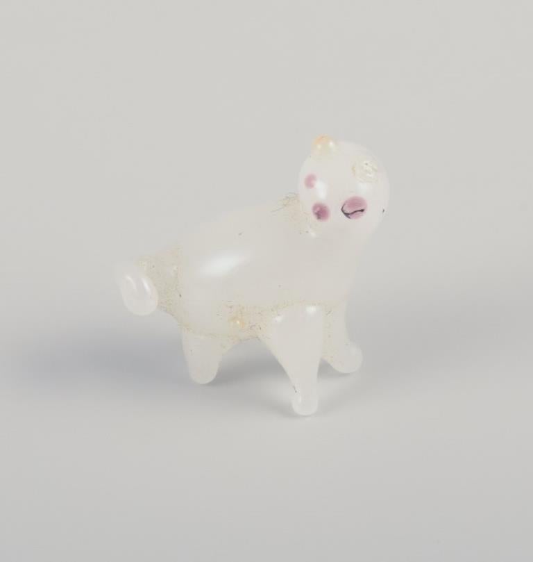 Unknown European glass artist. Six miniature animals in art glass. Approx. 1970s For Sale