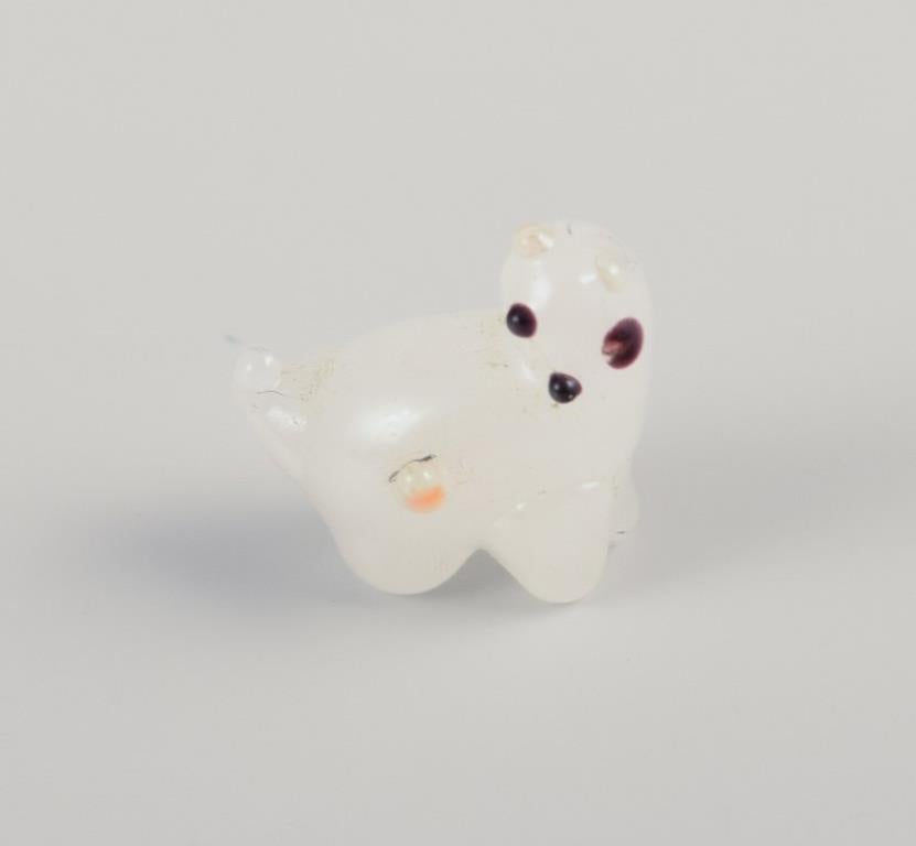 European glass artist. Six miniature animals in art glass. Approx. 1970s In Excellent Condition For Sale In Copenhagen, DK