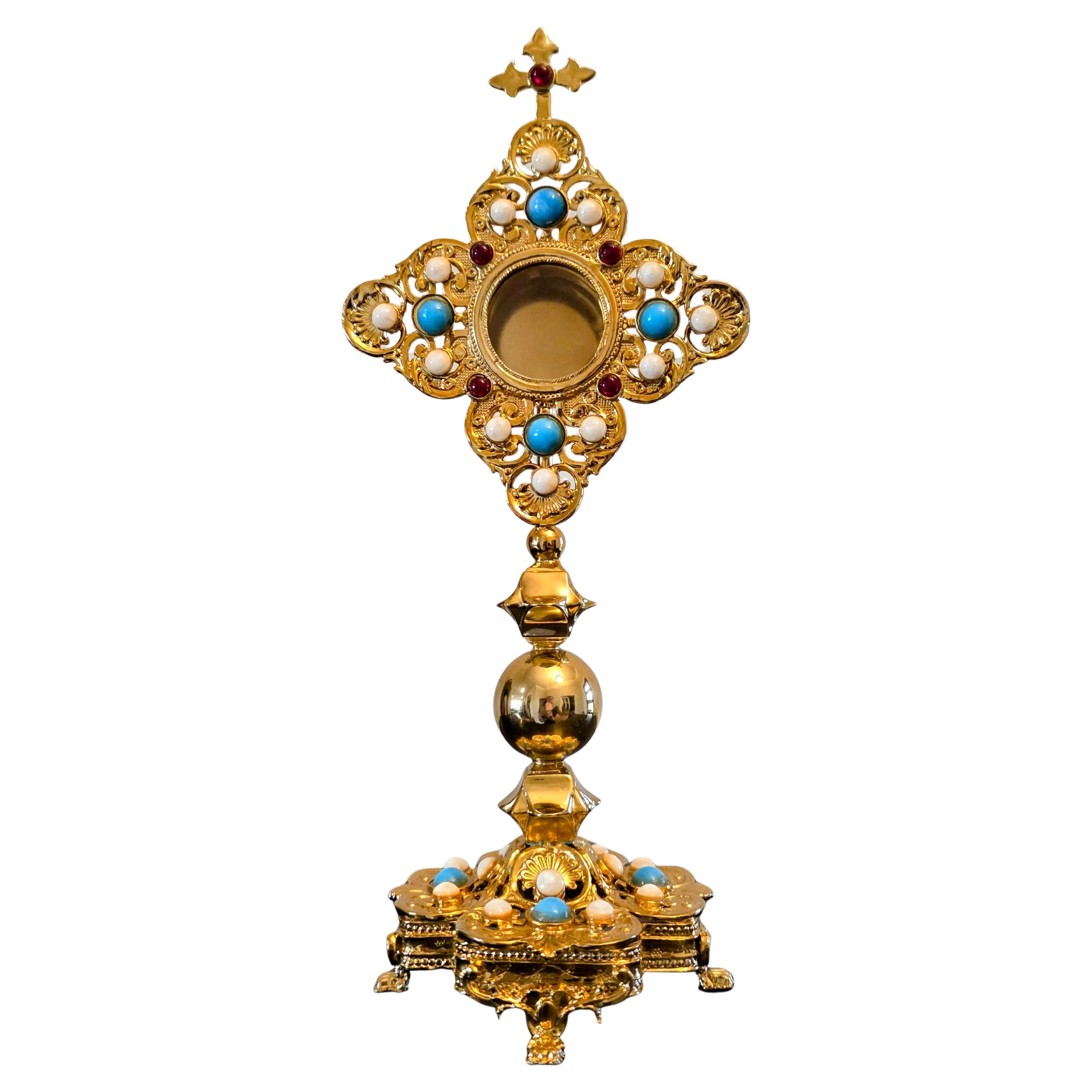 European Gothic Religious Gilt Metal Reliquary Altar Monstrance en vente