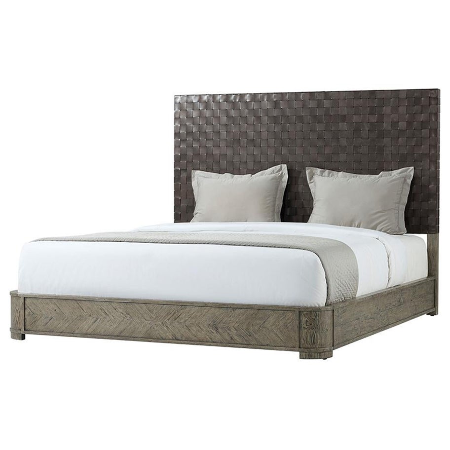 Lit King en chêne gris européen à chevrons en vente