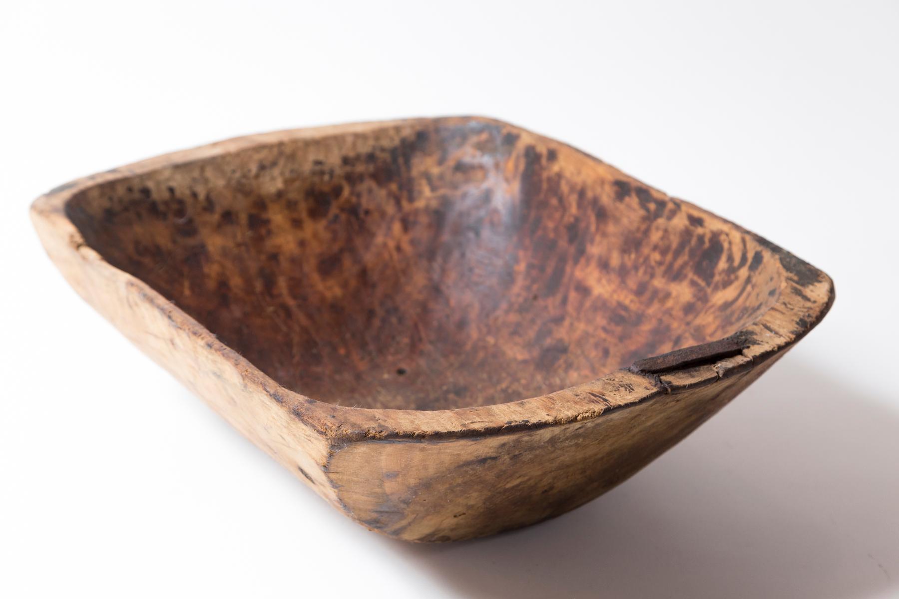 European Hand-Carved Wood Bowl, Early 20th Century 6