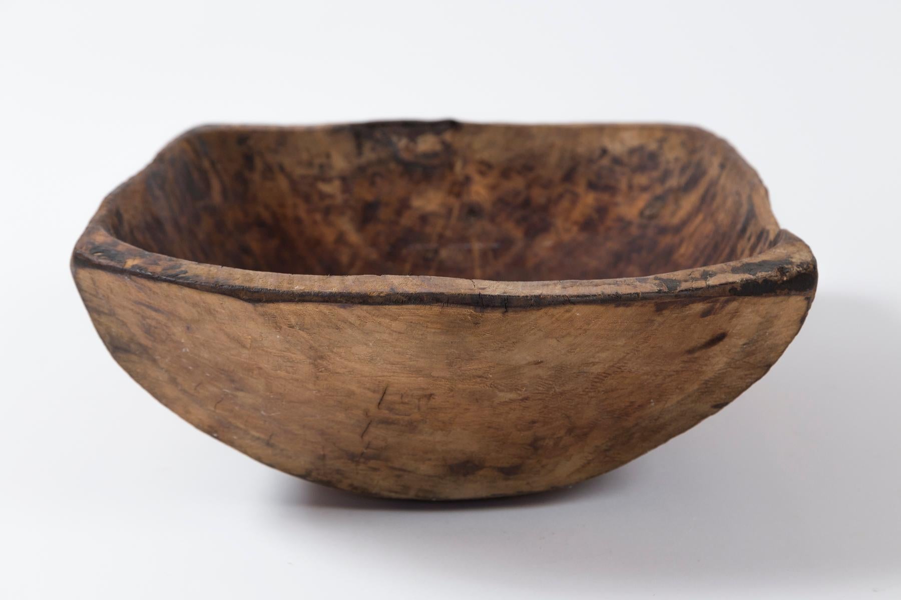 European Hand-Carved Wood Bowl, Early 20th Century 2