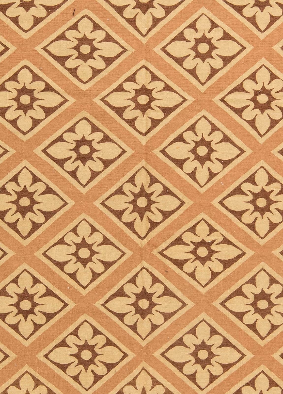 European inspired aubusson rug by Doris Leslie Blau.
Size: 9.0