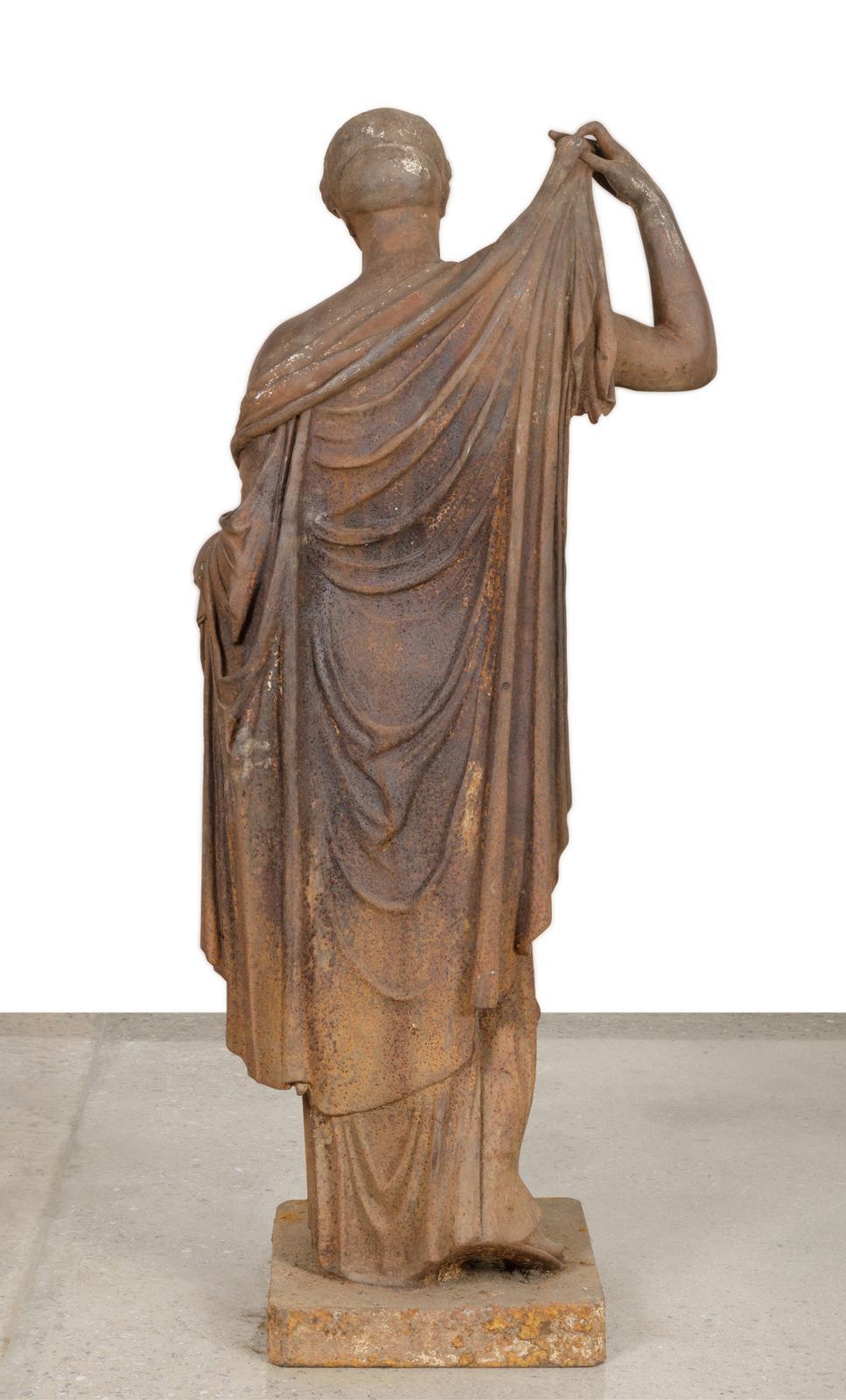 European Life Size Cast Iron Garden Statue of the Goddess Aphrodite For Sale 2