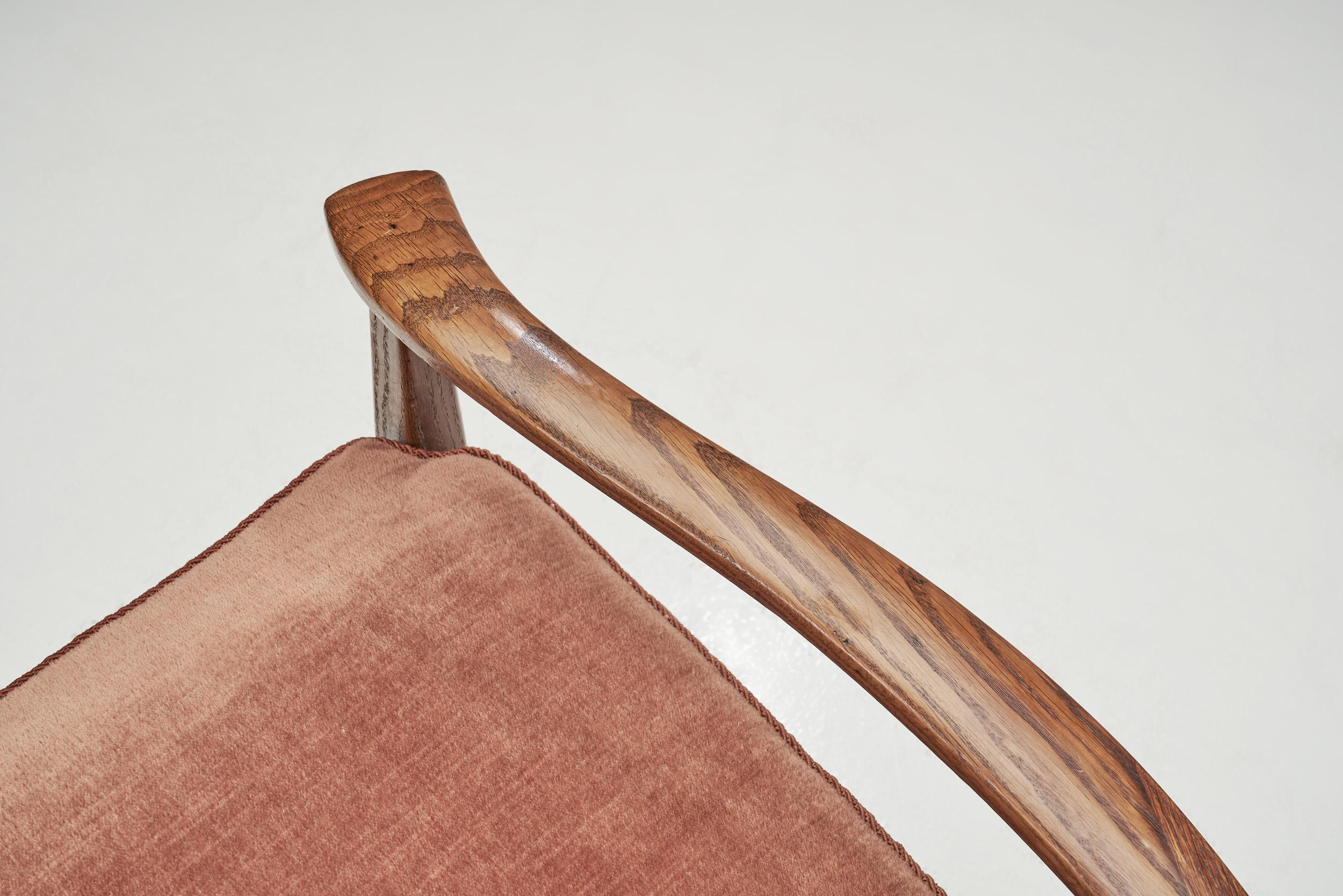 Sillón europeo de respaldo bajo con asiento tapizado, Europa, ca. 1950 en venta 2