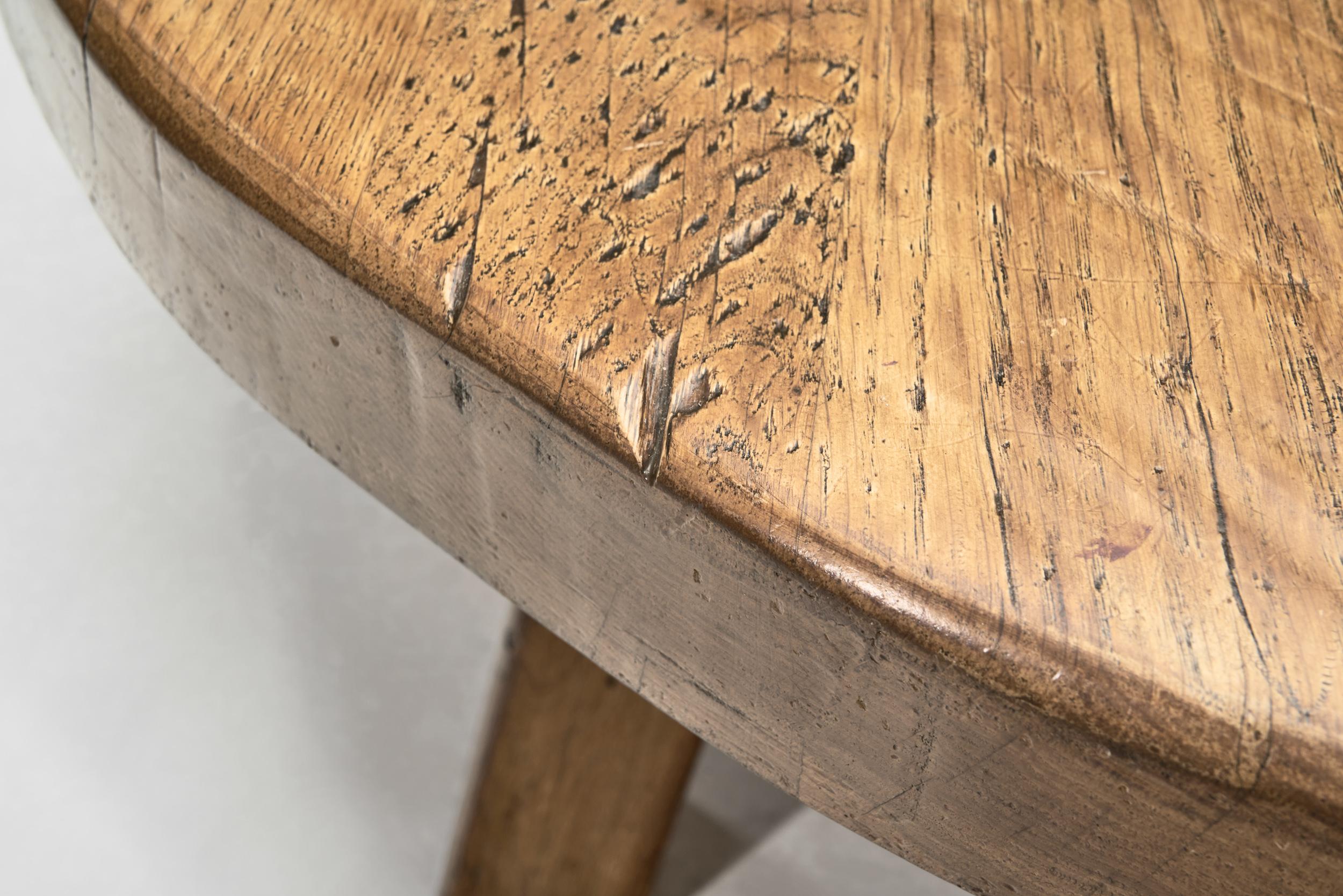 European Low Wooden Coffee Table, Europe Mid-20th Century For Sale 6