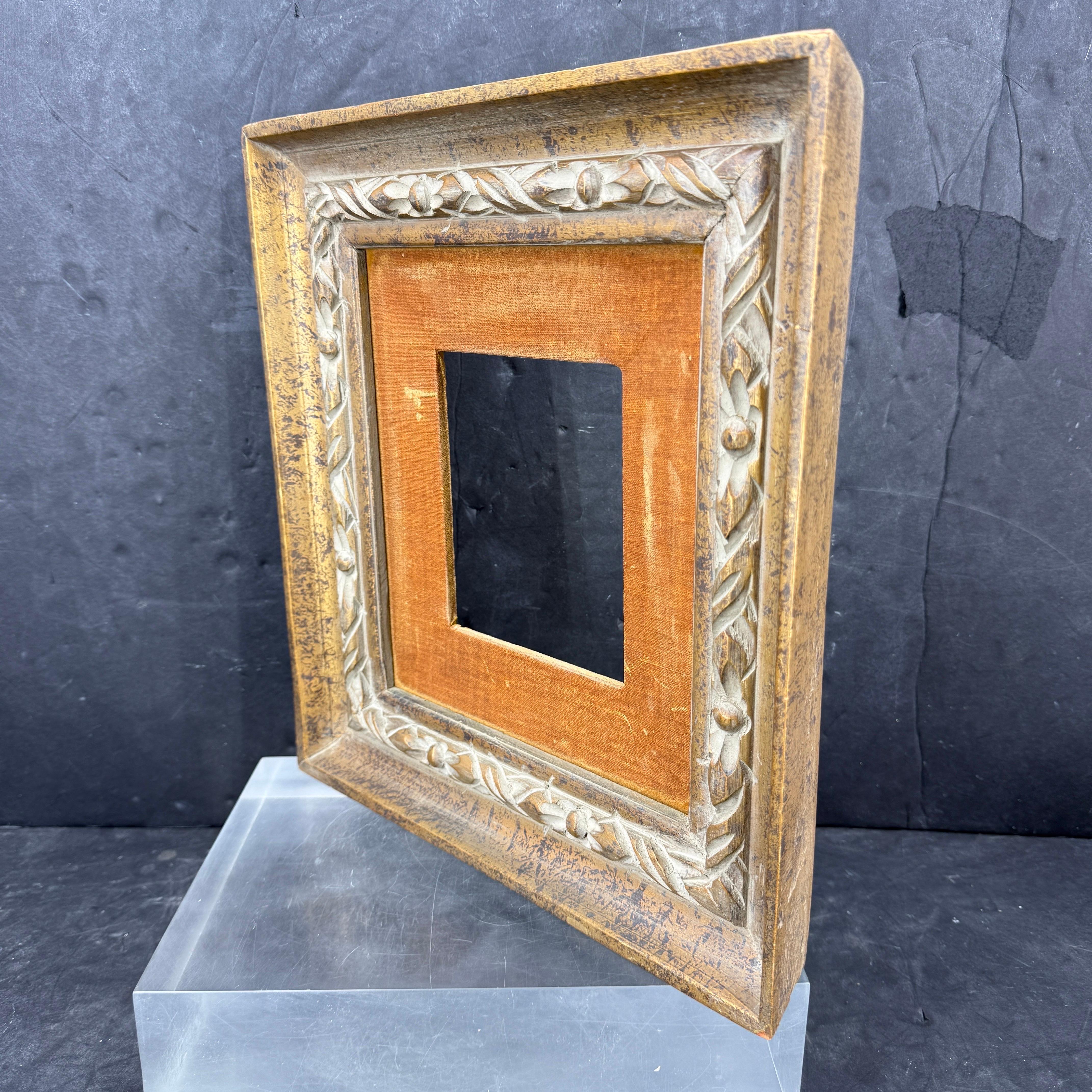 Europäische Mid-Century Gold vergoldet gemalt Wood Art Frame w Liner (Vergoldet) im Angebot