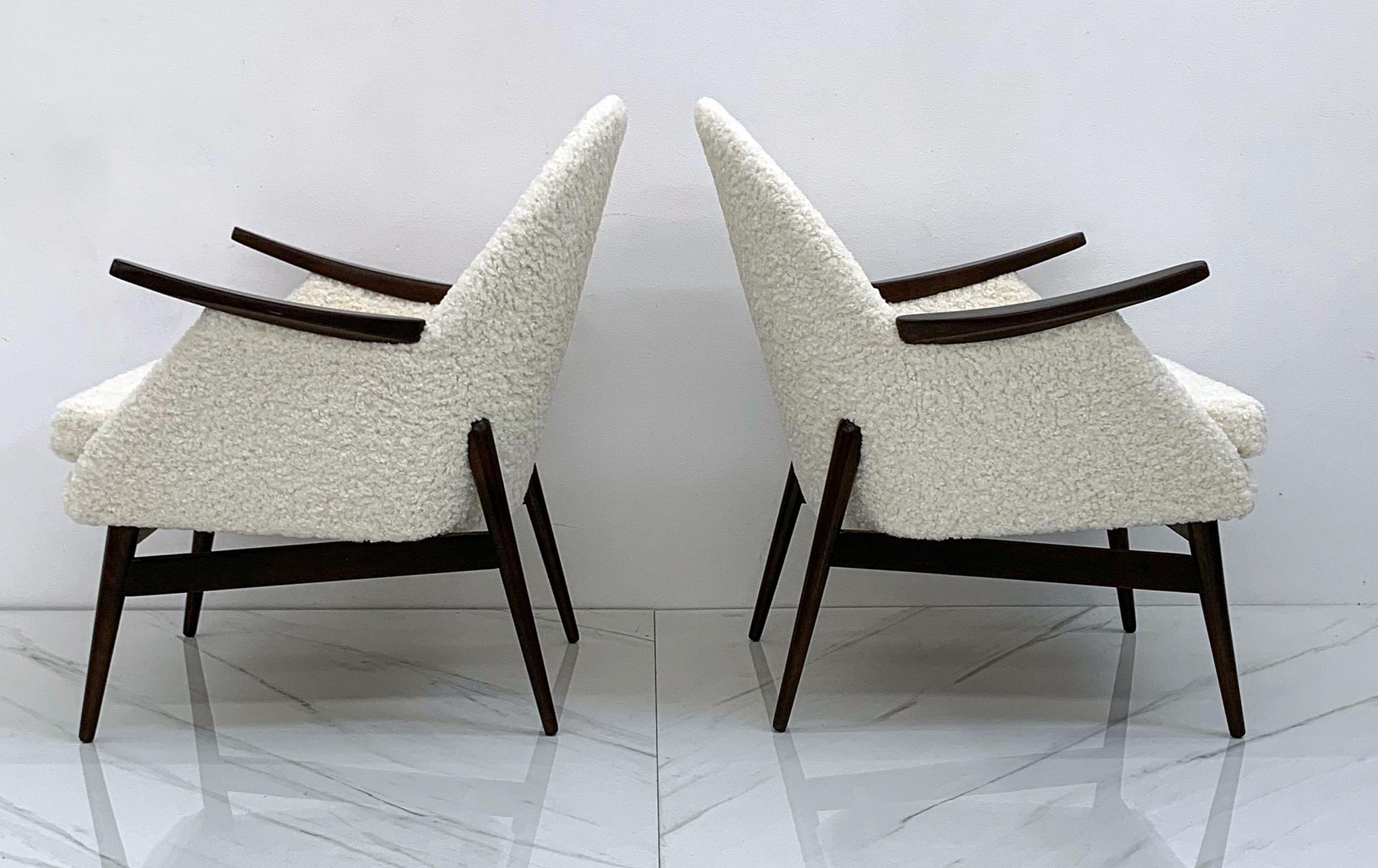 European Mid Century Lounge Chairs, a Pair, 1950's In Good Condition In Culver City, CA