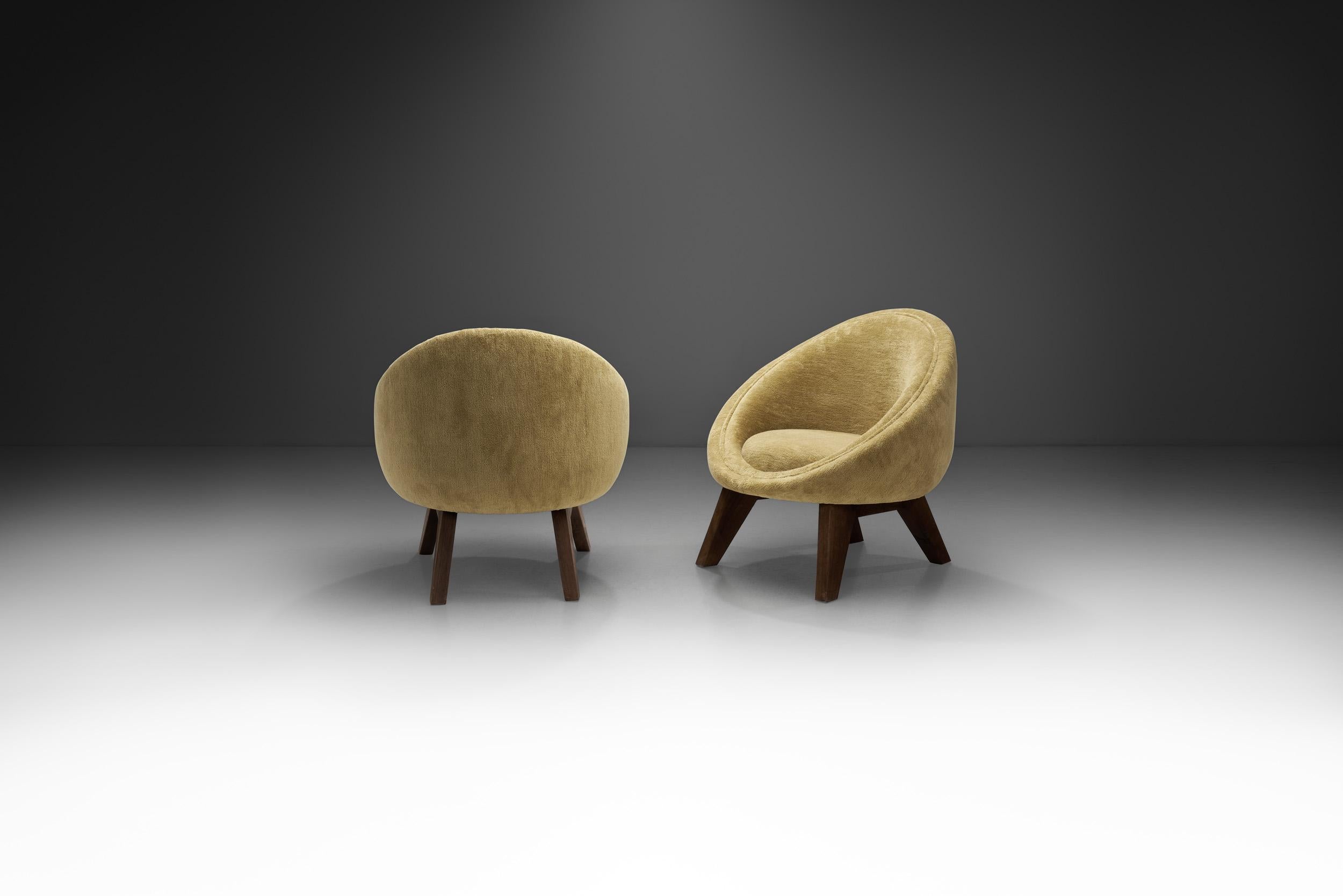 Mid-20th Century European Mid-Century Modern Accent Chairs, Europe, 1960s For Sale