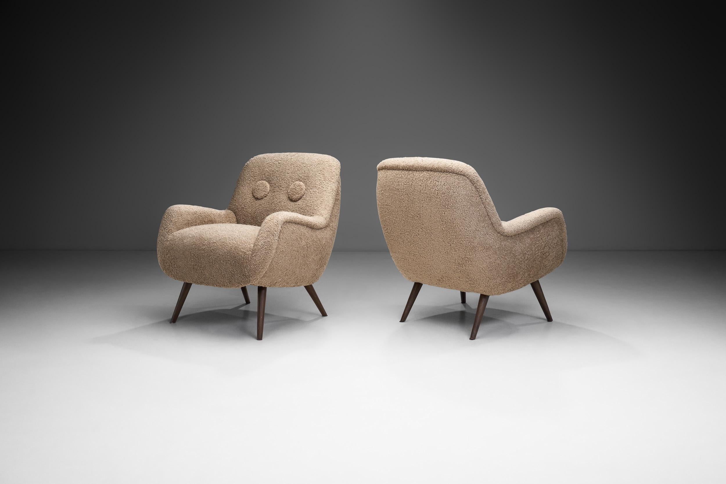 In the midst of the swinging 1960s, a remarkable design style emerged, a kind of mature mid-century modernism that captivated the essence of the era's design trends. These lounge chairs, mixing classic materials and shapes, remain exemplary