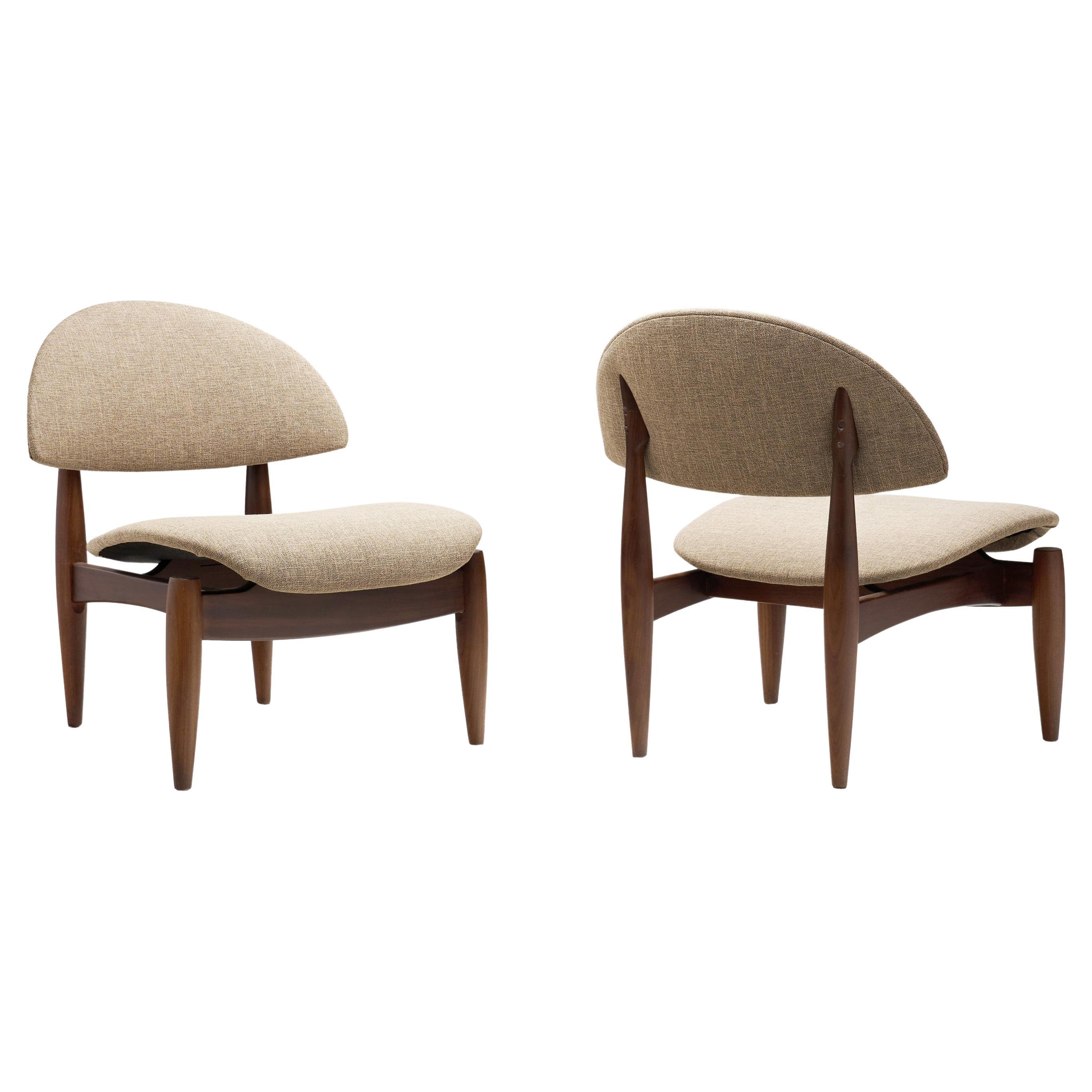 European Mid-Century Modern "Oyster" Chairs, Europe ca 1950s