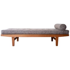 Retro European Midcentury Oak Daybed / Sofa Mod. H9 by Poul M. Volther, 1960s Denmark