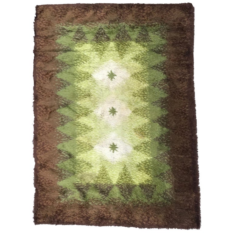 European Modern Vintage Rug, 1970s For Sale at 1stdibs