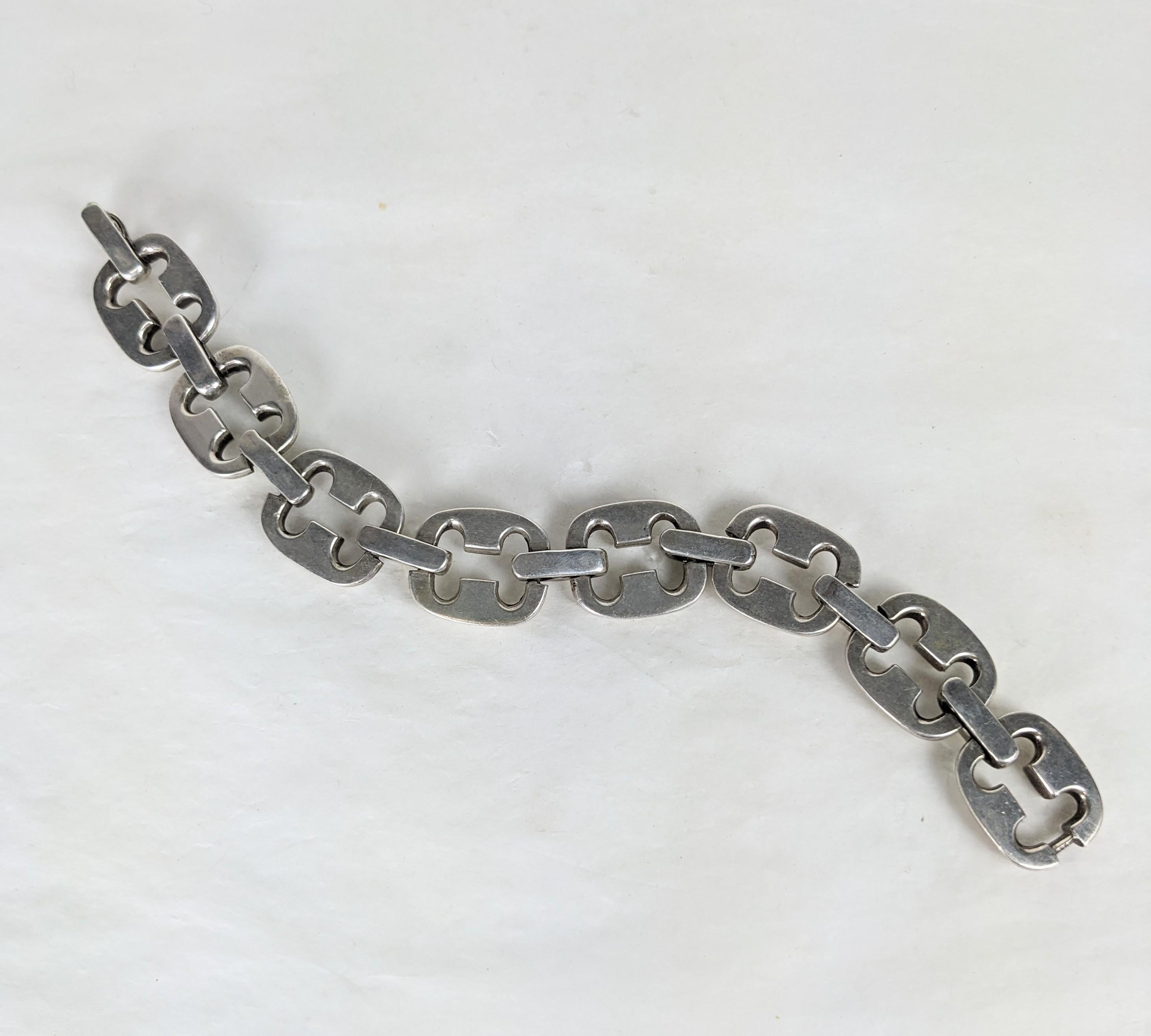 Bracelet à maillons moderniste européen en vente 1