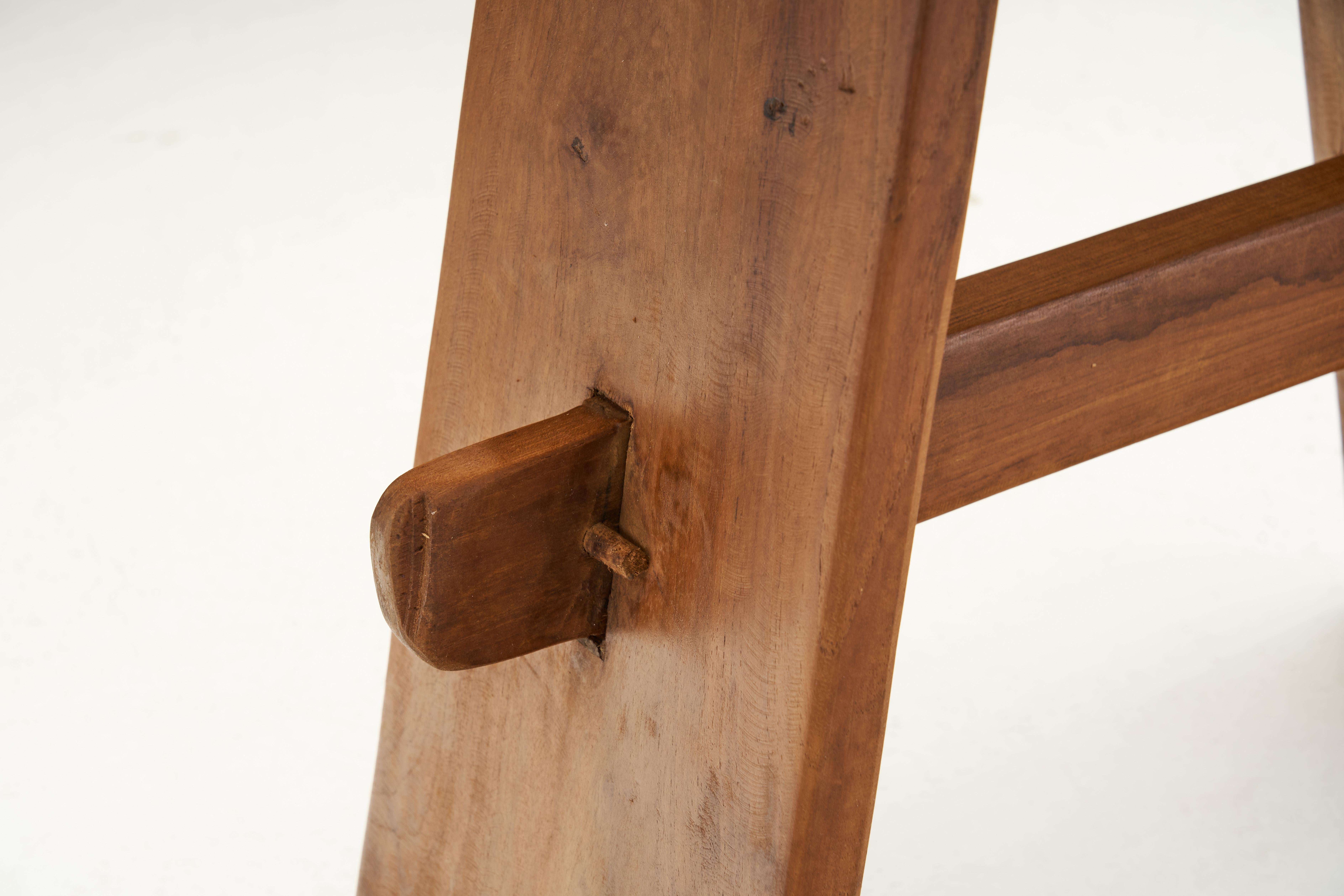 European Oak Stool with Tenon and Dowel Joinery, Europe late 20th Century 9