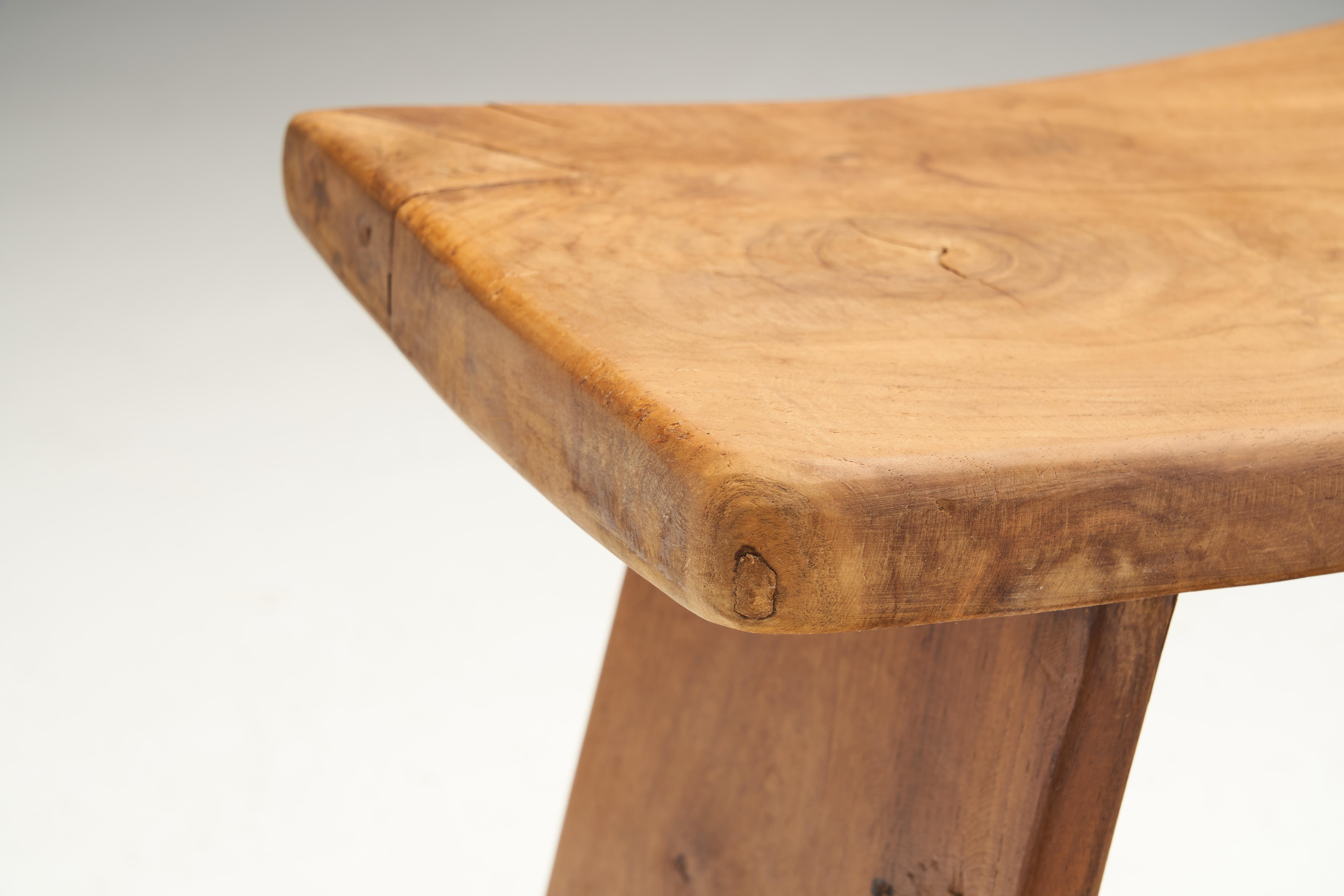 European Oak Stool with Tenon and Dowel Joinery, Europe late 20th Century 4