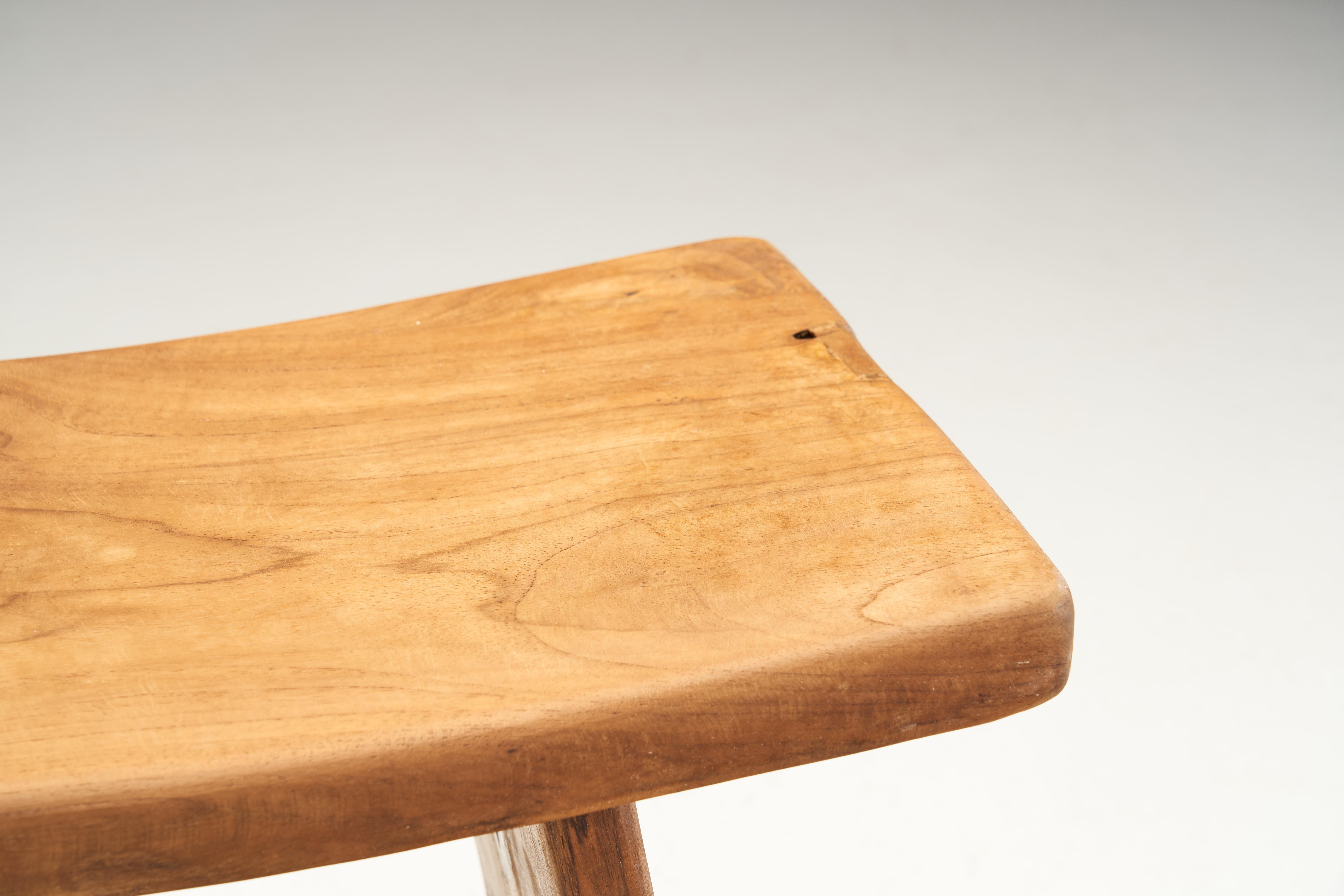 European Oak Stool with Tenon and Dowel Joinery, Europe late 20th Century 5
