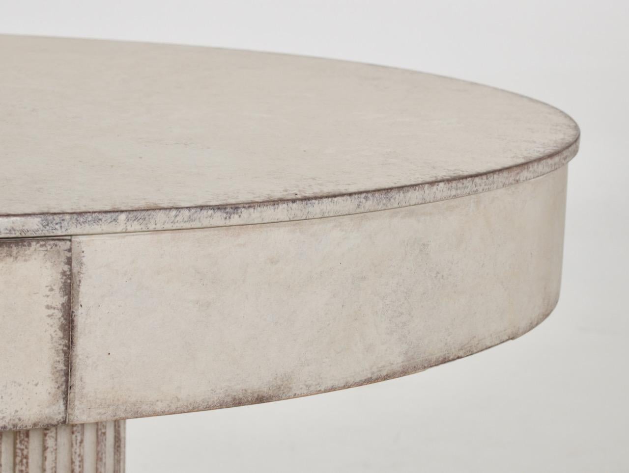 19th Century European Oval Center Table, circa 1820 For Sale