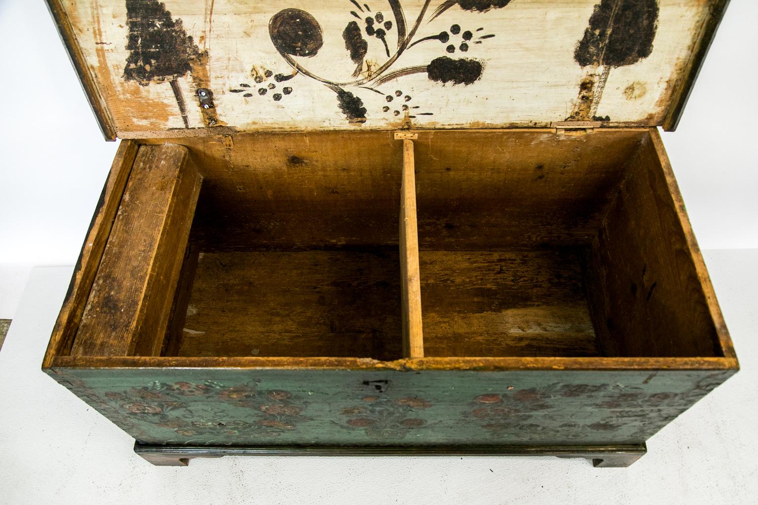 Hand-Painted European Painted Blanket Chest