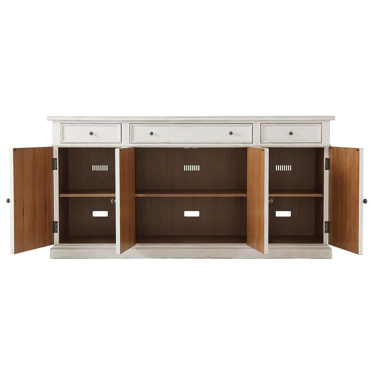 Europäisches bemaltes Buffet Sideboard (Vietnamesisch) im Angebot