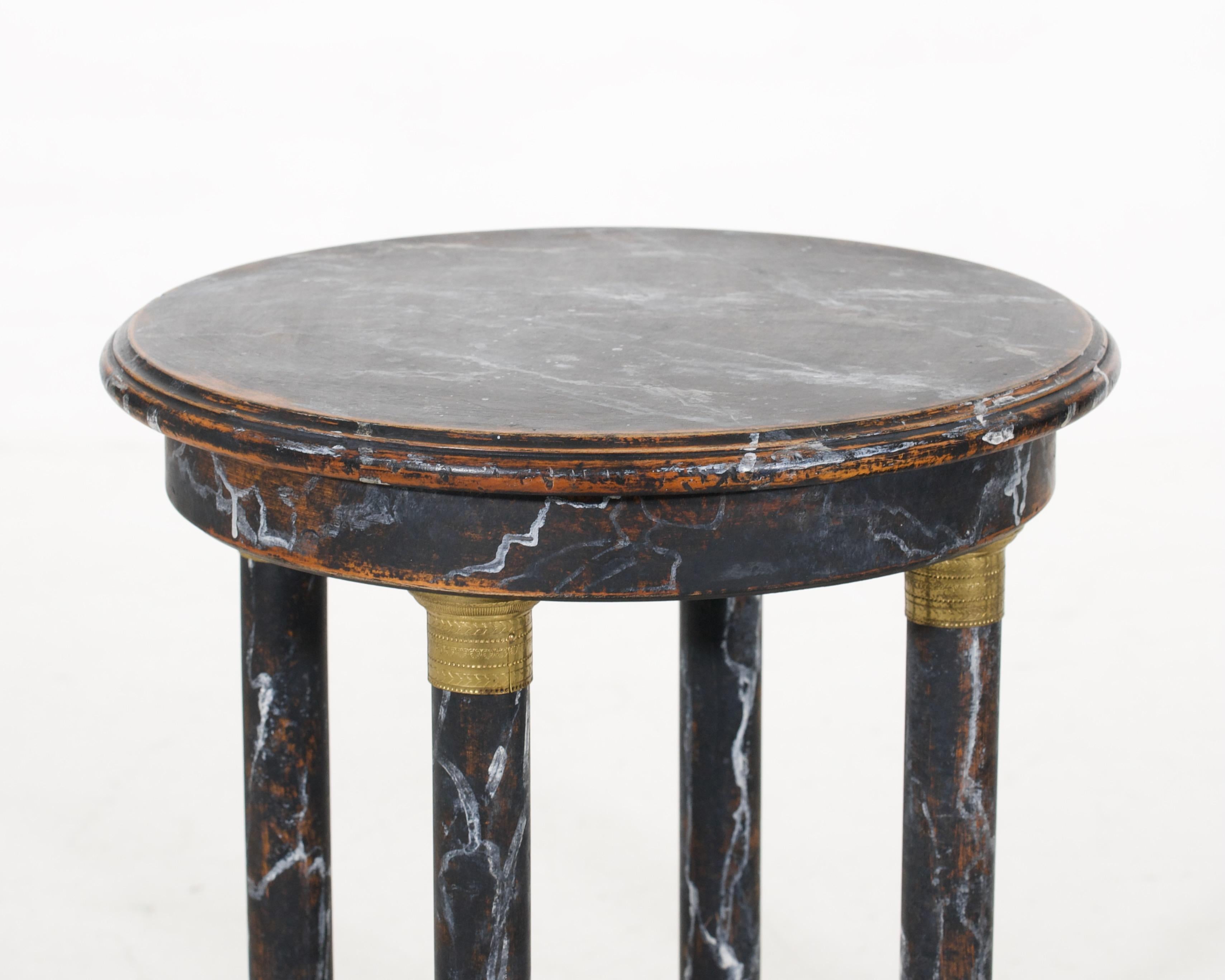Fine European pairs of black and white marble painted pedestals table, with brass hardware, 20th Century.