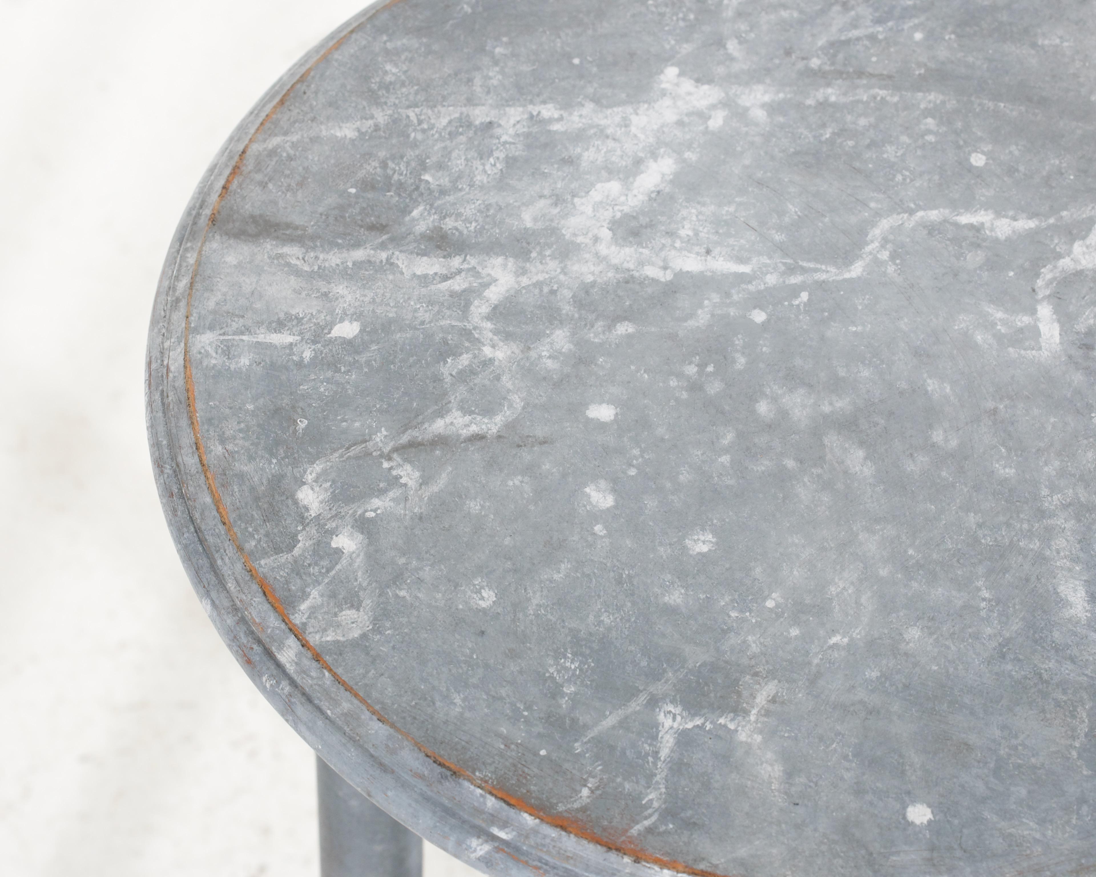 European Pairs of Marble Painted Pedestals Table, 20th C In Good Condition For Sale In Aalsgaarde, DK