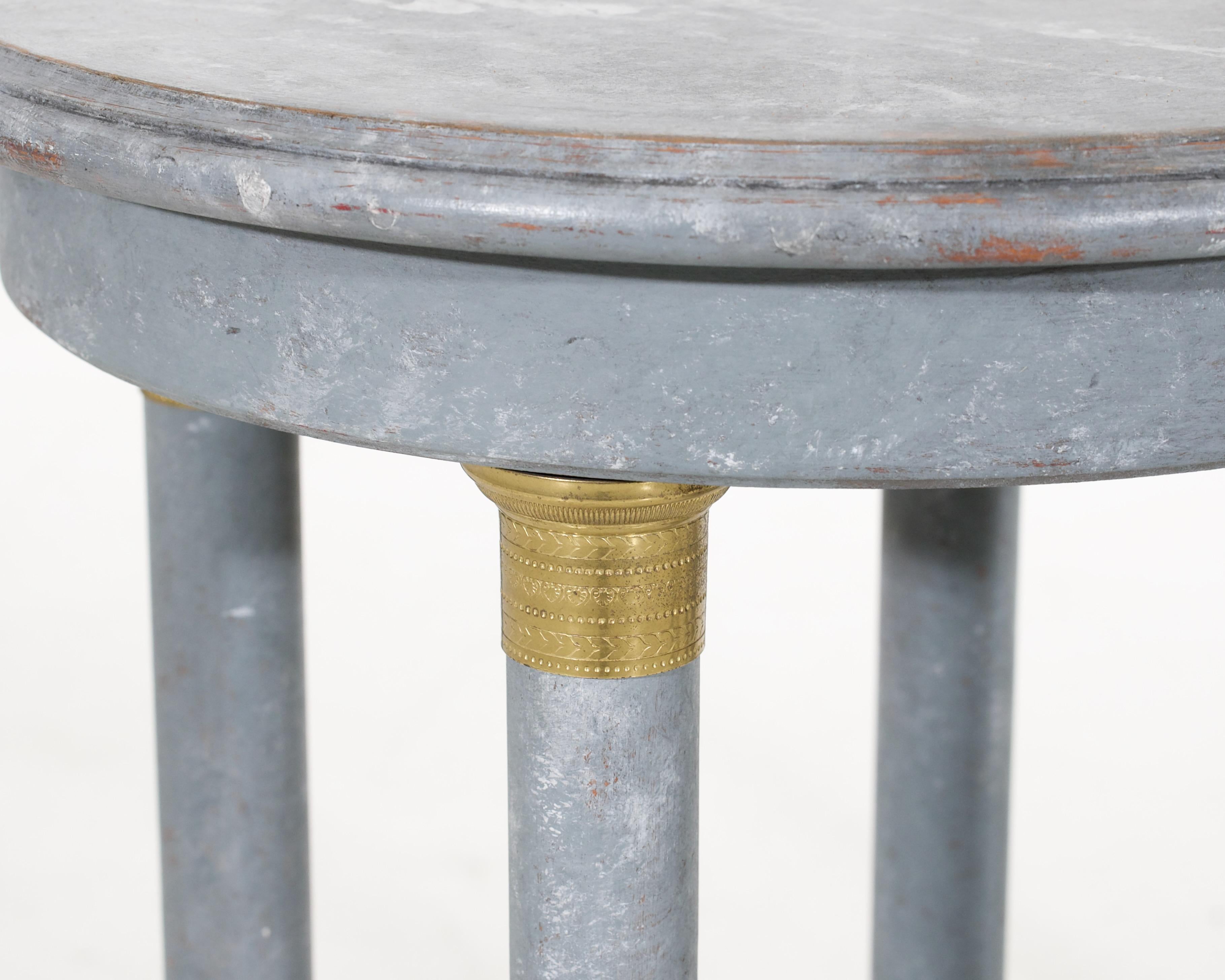 20th Century European Pairs of Marble Painted Pedestals Table, 20th C For Sale