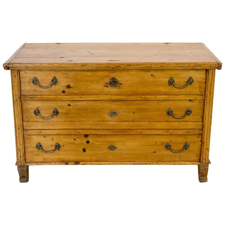 European Pine ThreeDrawer Blanket Chest For Sale at 1stDibs