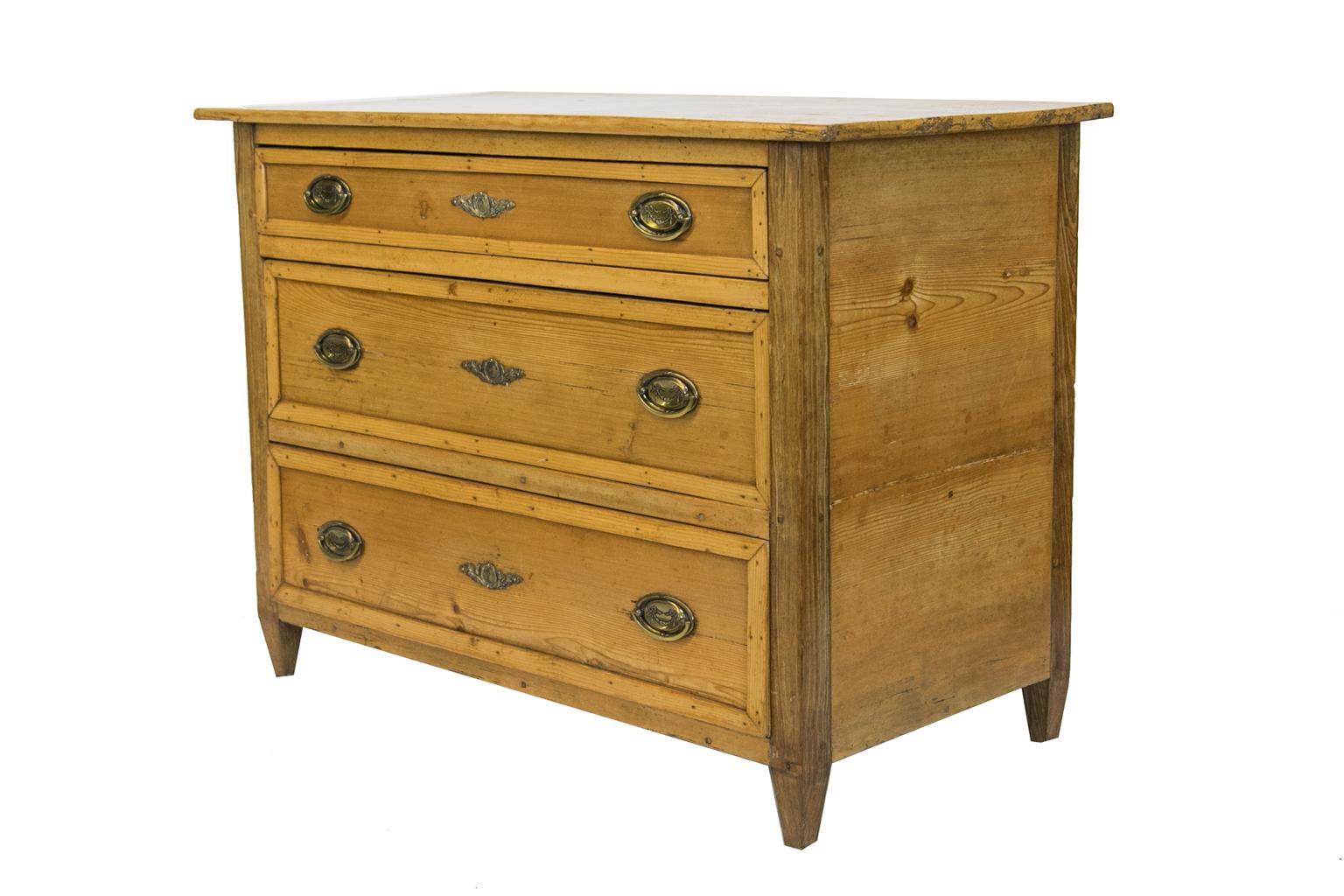 European Pine Three-Drawer Chest 3