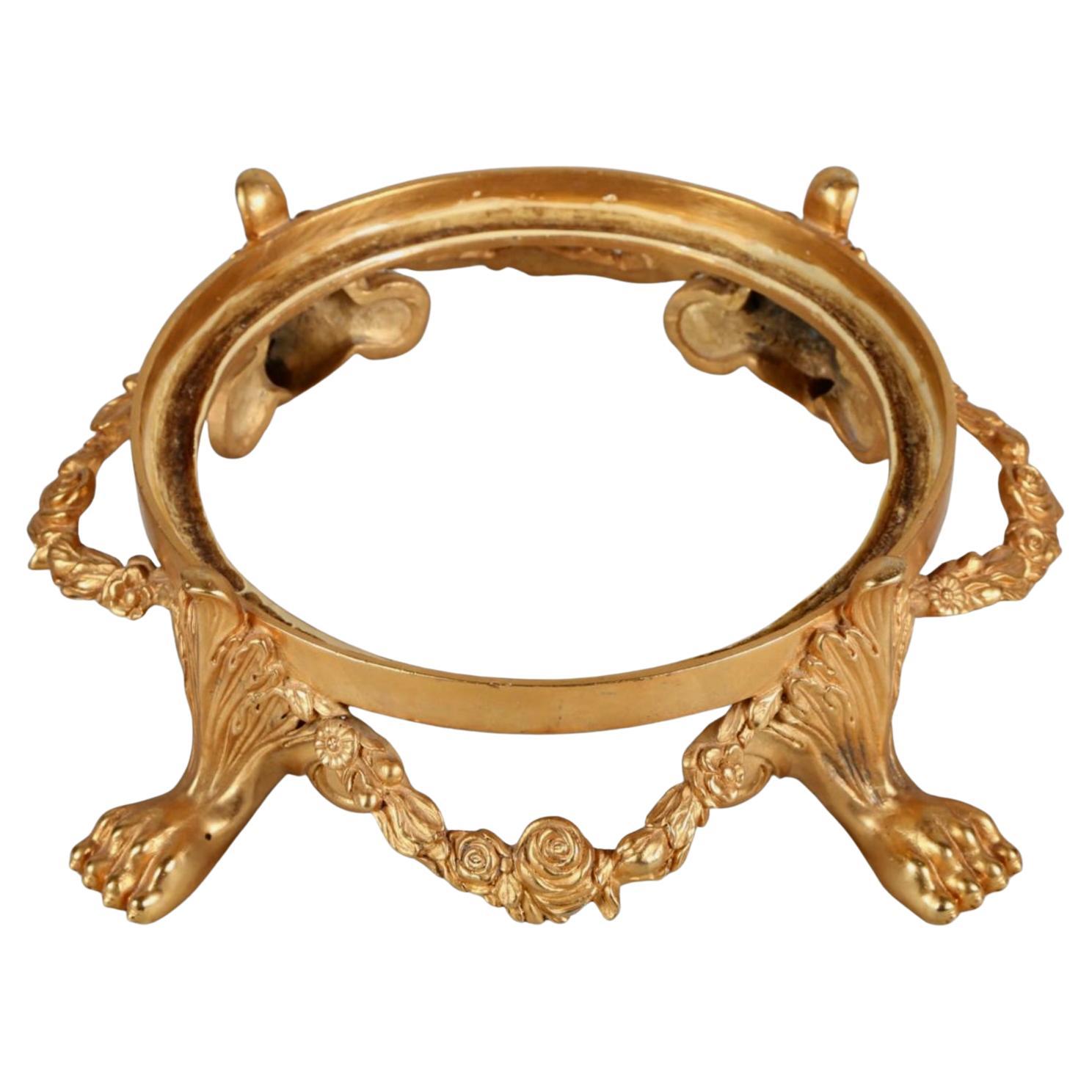 Vaso rivestito in porcellana europea e bronzo dorato in vendita 1