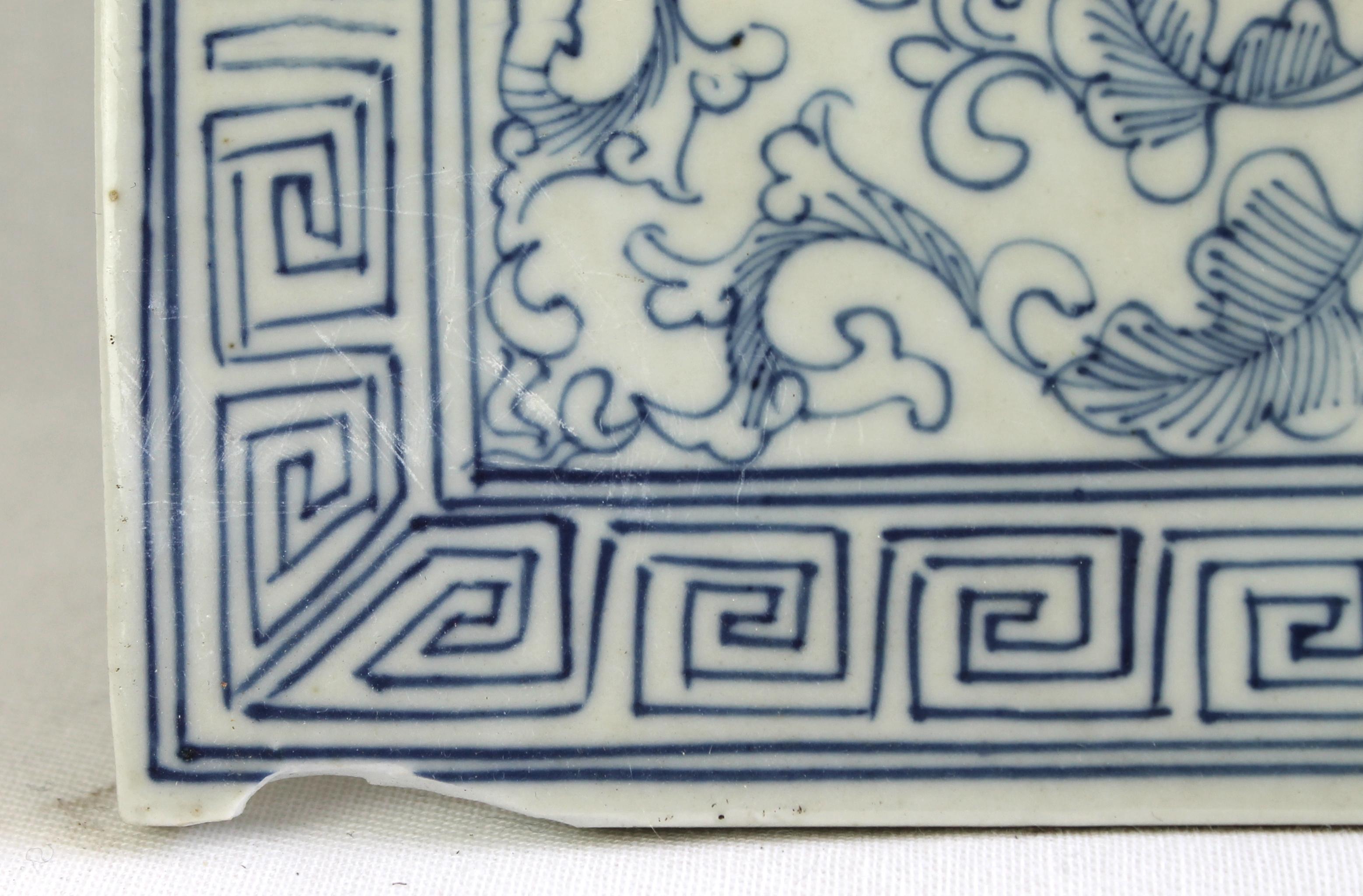 European porcelain hand-painted blue and white tile tile.
Measures: 13.5