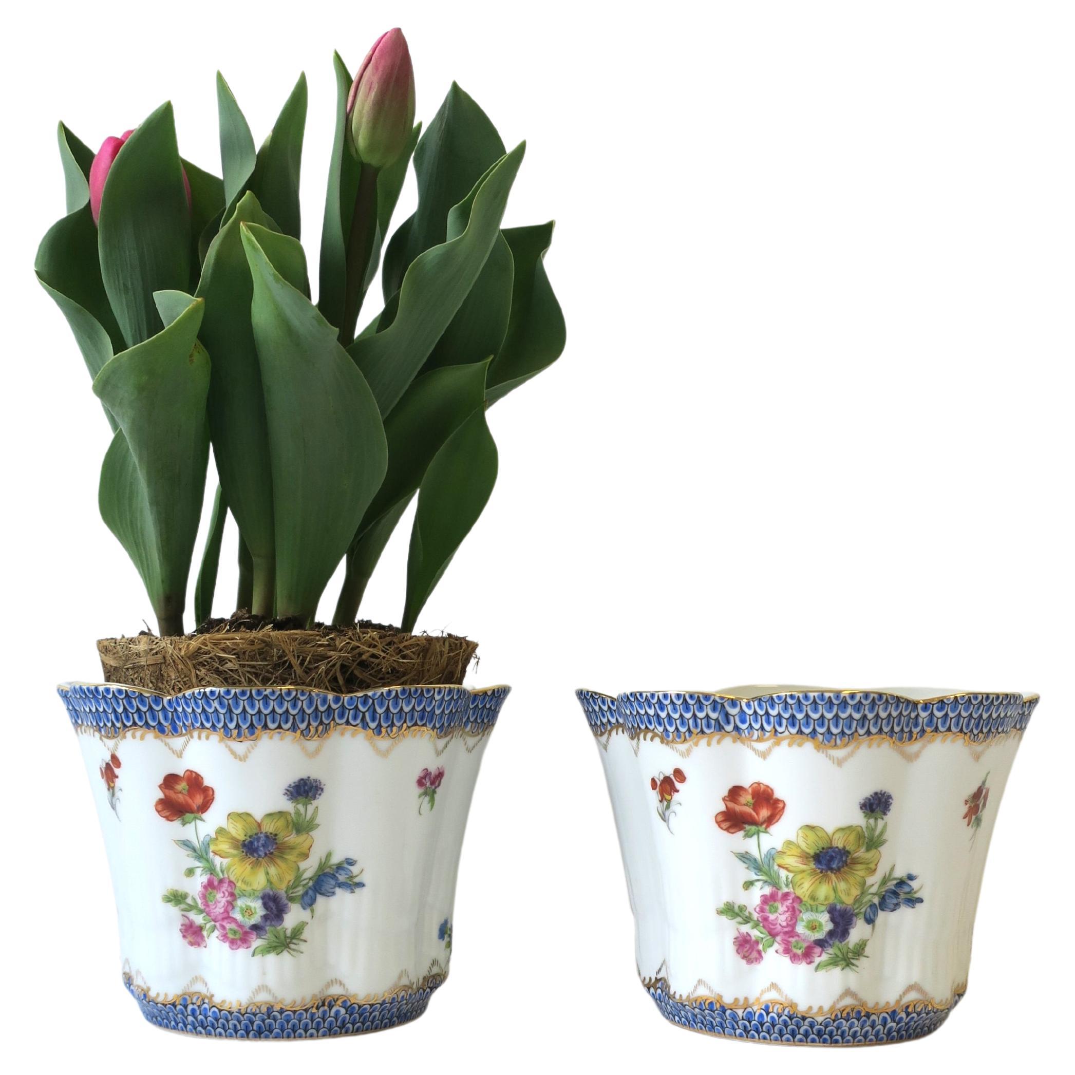 Porcelain Jardinieres or Cachepots Plant Flower Pot Holders, Pair