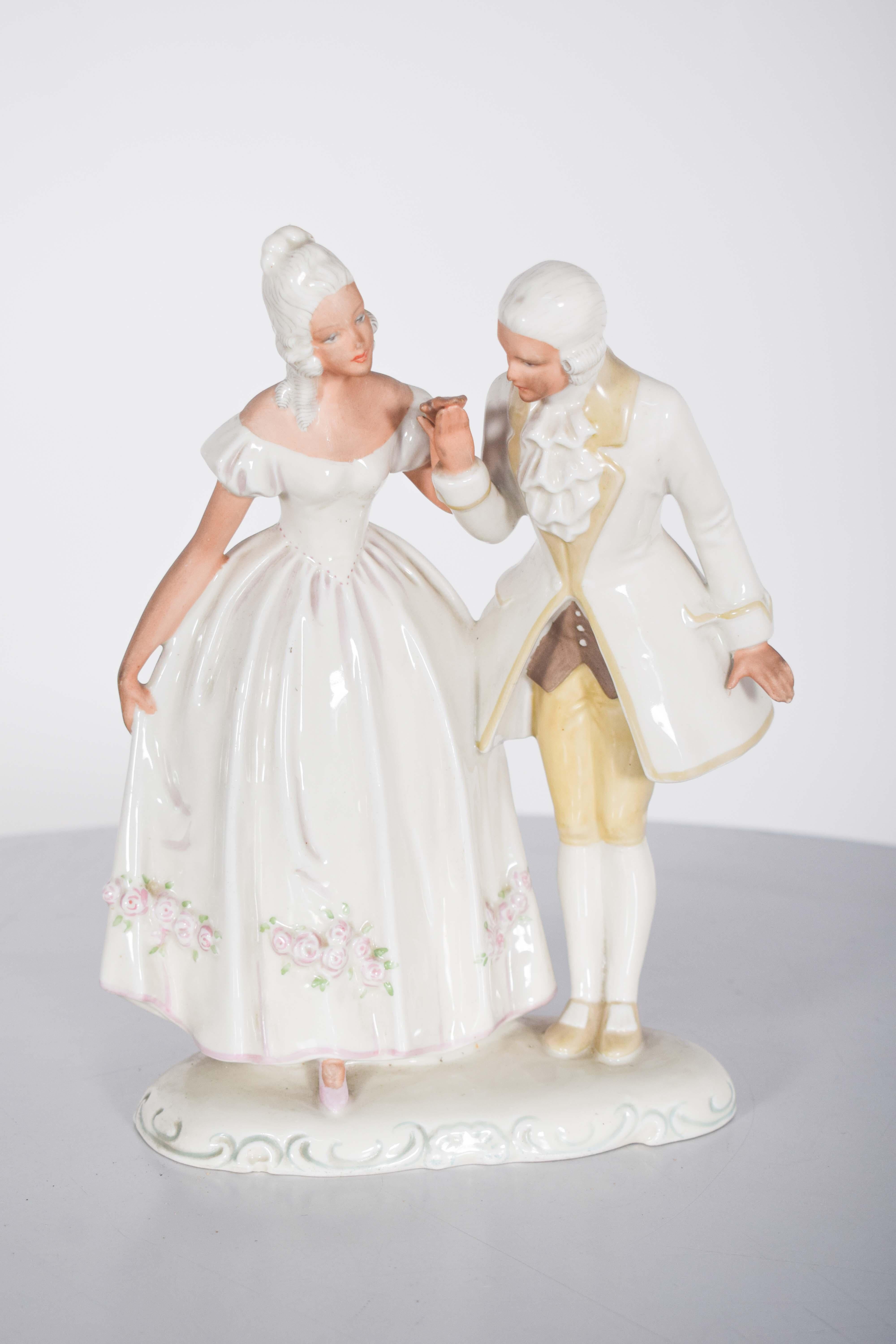 Figuras de escultura de porcelana europea, Checoslovaquia en Bueno estado para la venta en Lisboa, Lisboa
