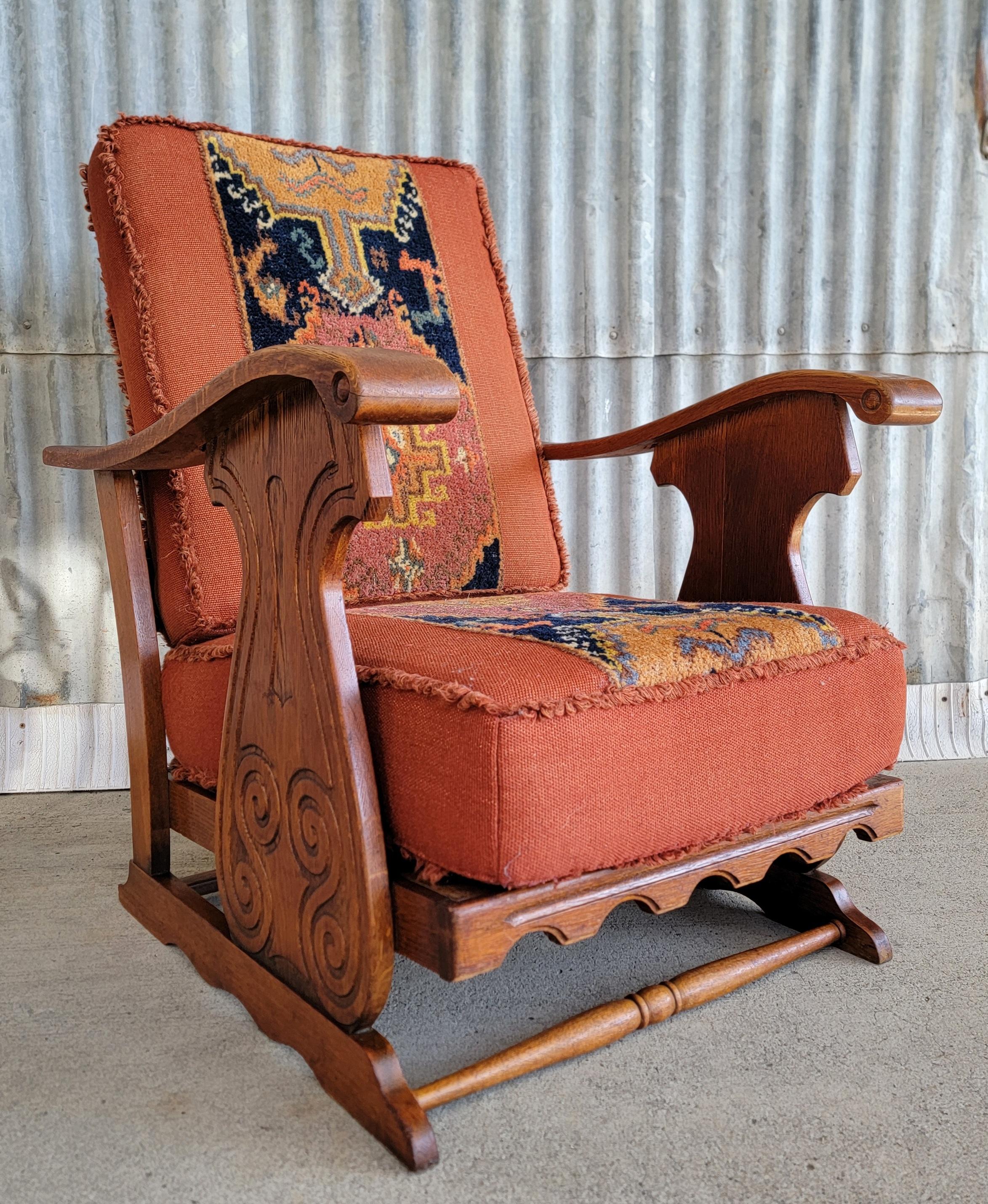 Reclining Morris Style Lounge Chair Carved Oak Circa. 1950's In Good Condition In Fulton, CA
