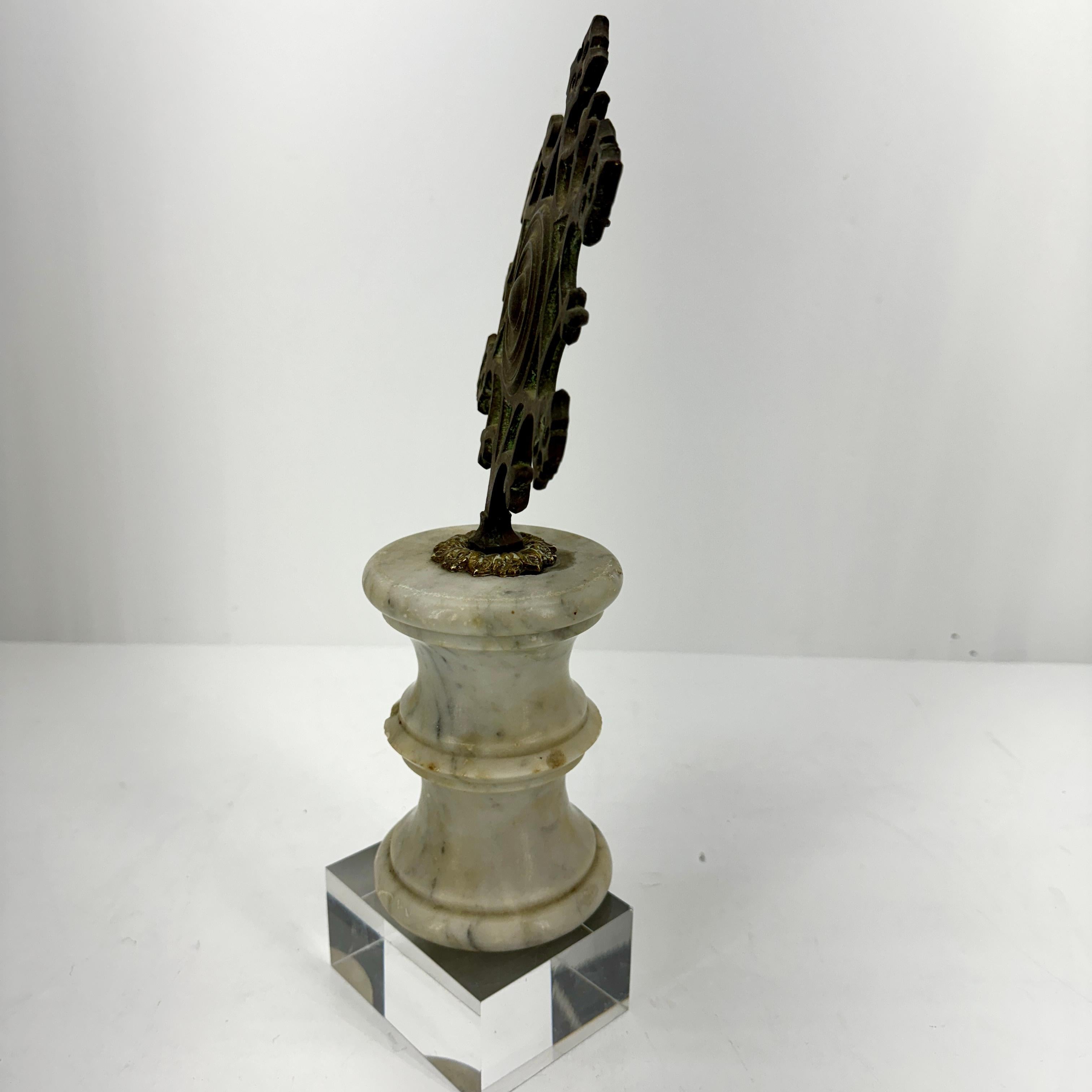 Hand-Crafted European Religious Bronze Sculpture Fragment on 19th Century Marble Pedestal For Sale