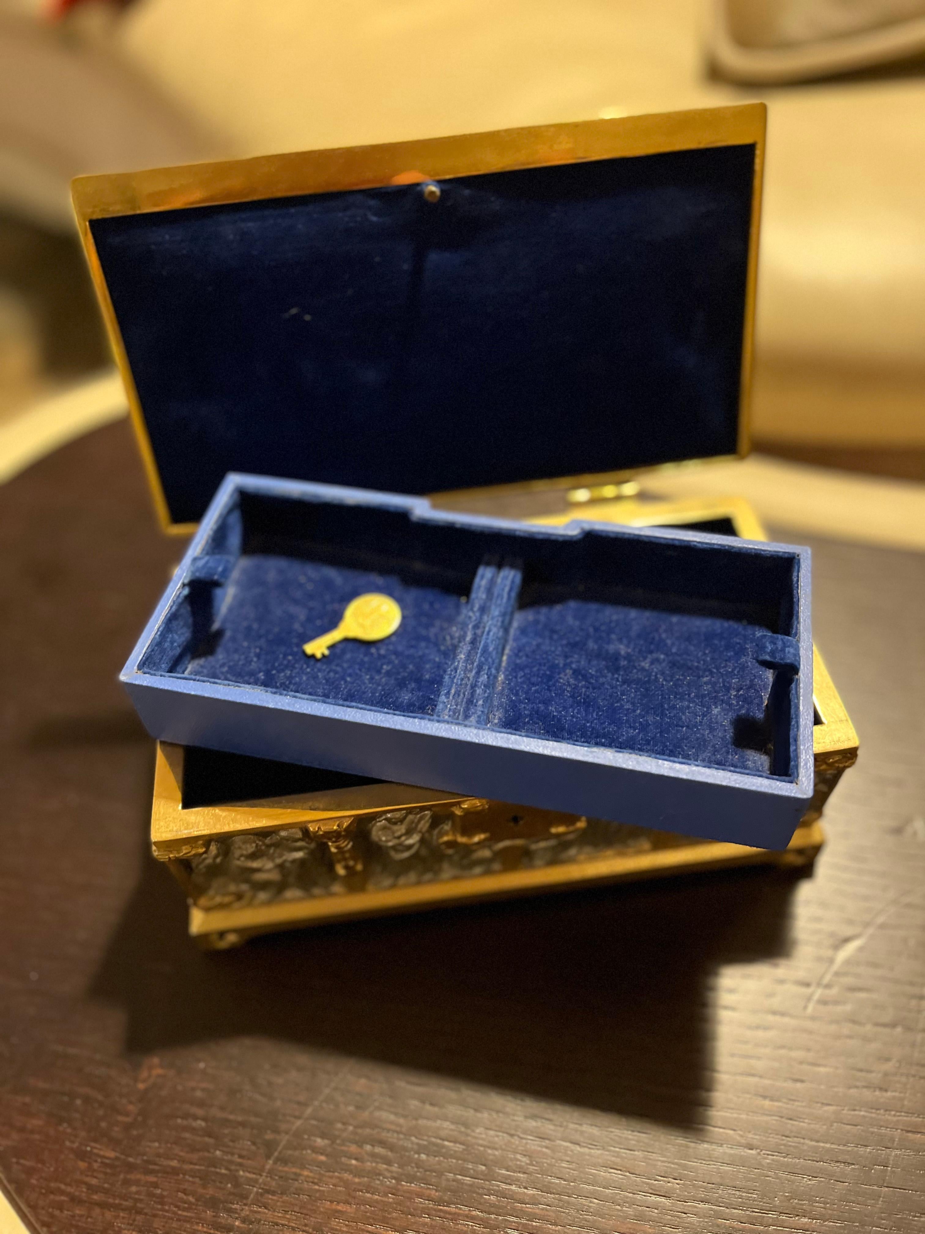 European Renaissance Style Jewelry Box Steel and Golden Steel  Key Blue Velvet For Sale 1