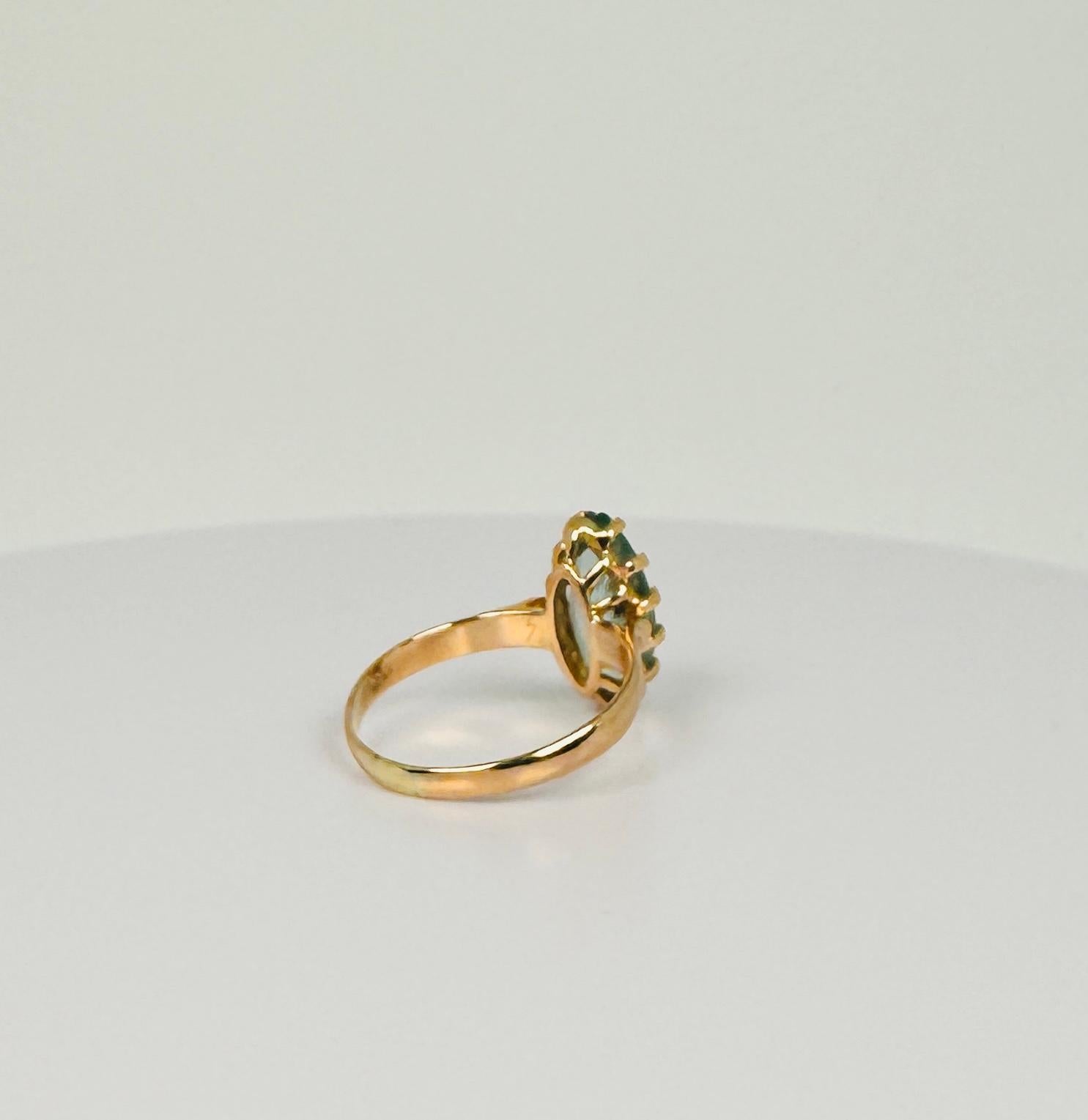 14k Grüner ovaler Spinell Solitär Ring in Marquise-Form in warmem Goldfassung 3