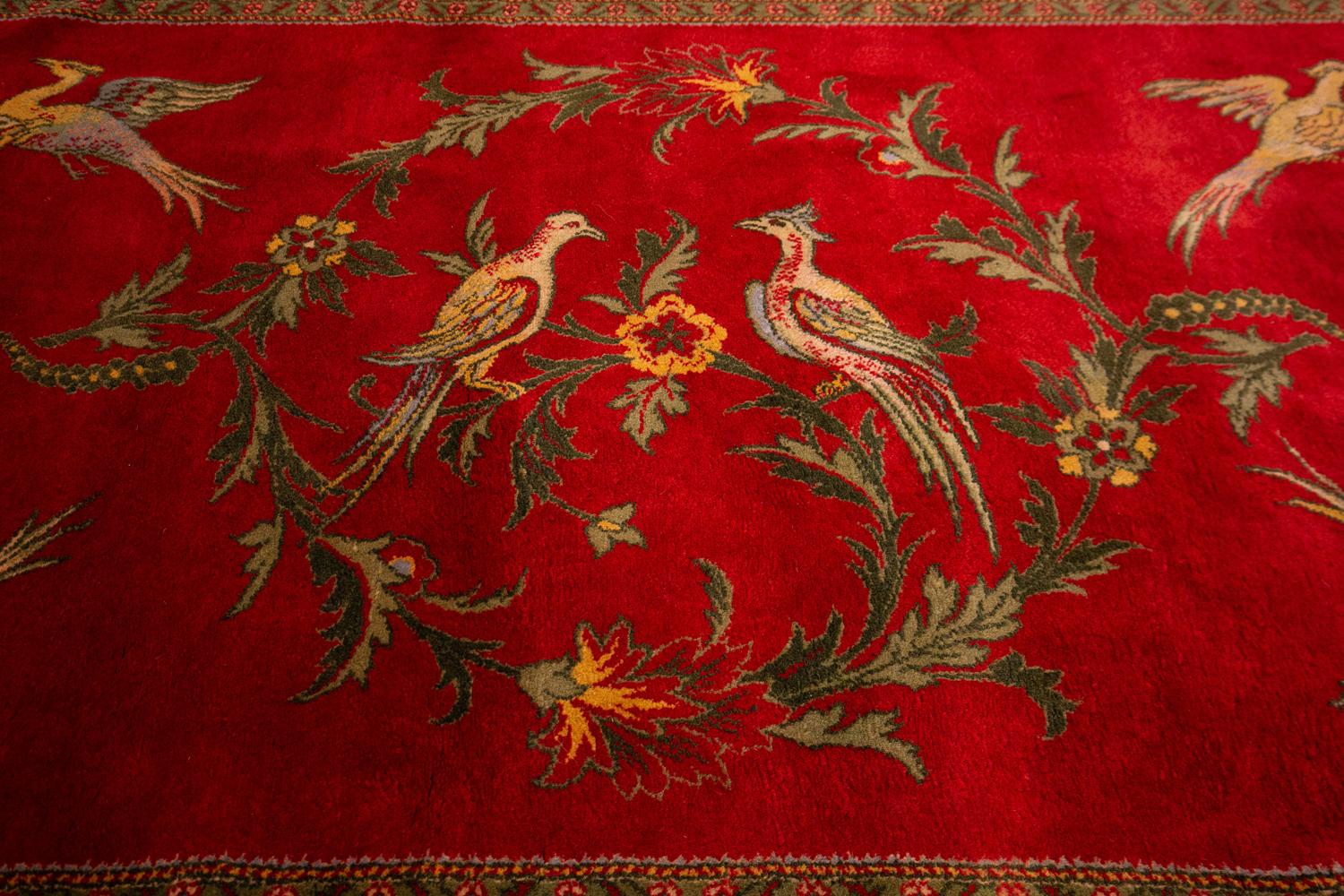 Europäischer Teppich, Kirschbaumholzfeld mit Vögeln und Blumenringen, um 1880 (Sonstiges) im Angebot