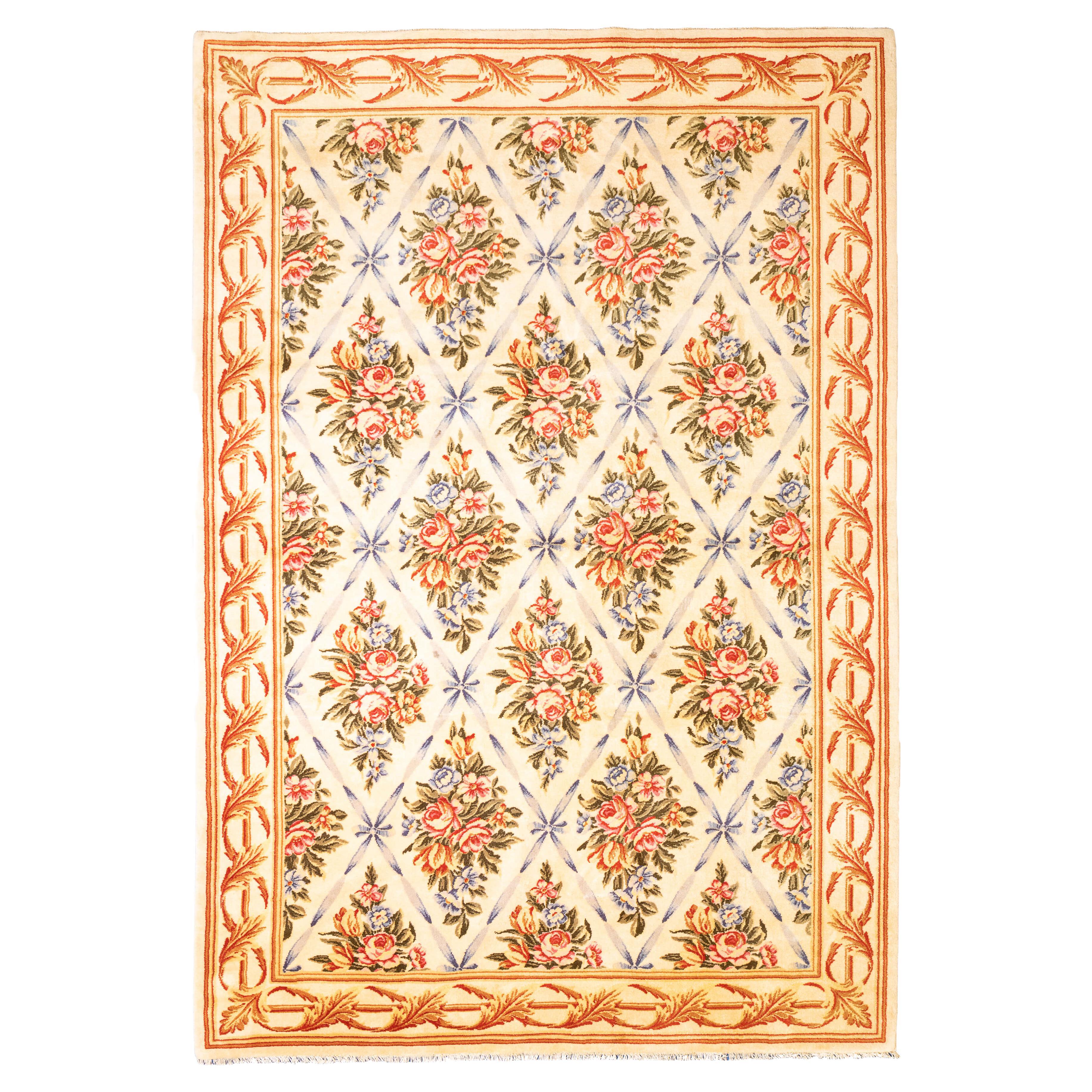 Alfombra Europea Diseño Floral Color Beige