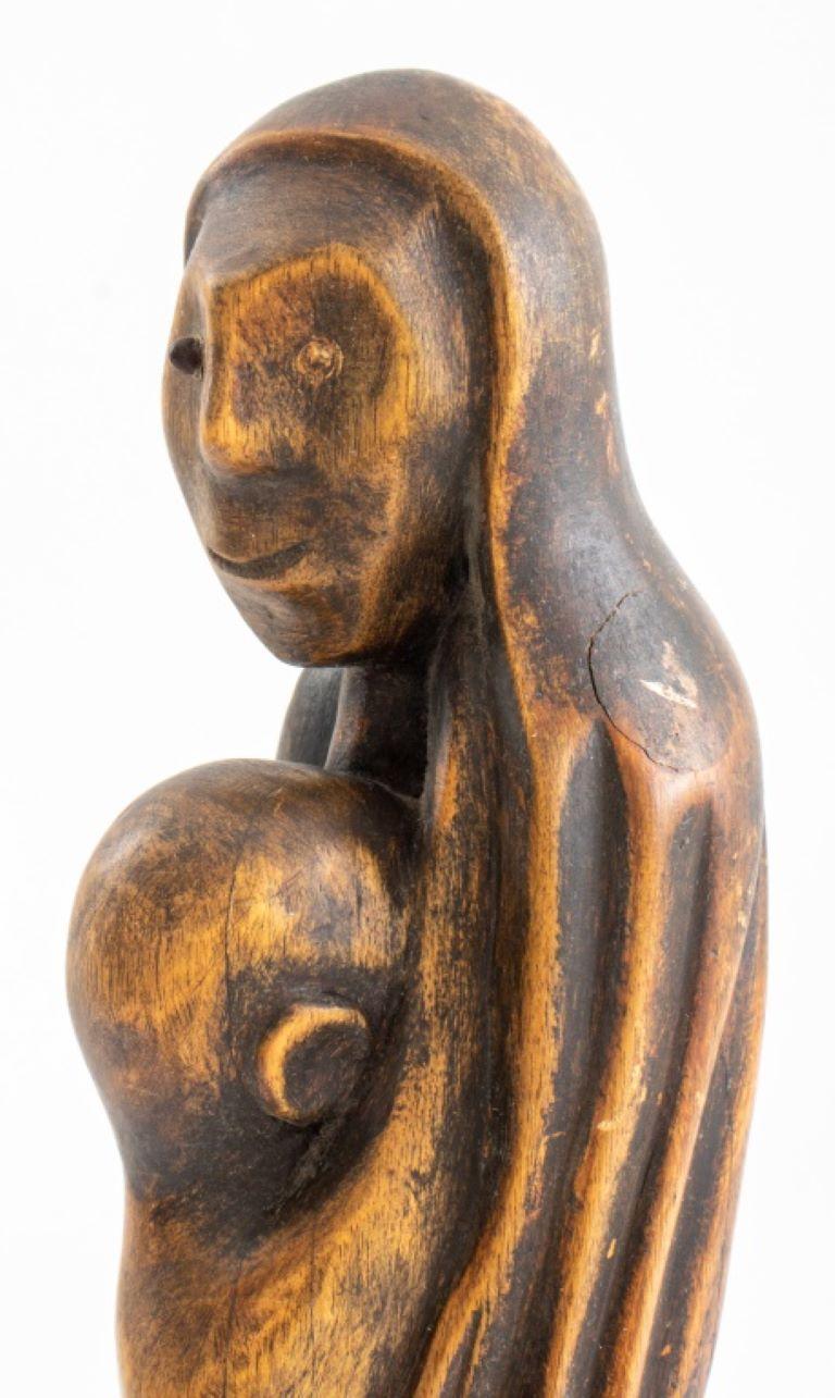 European School, Mother and Child, Wood Sculpture In Good Condition For Sale In New York, NY