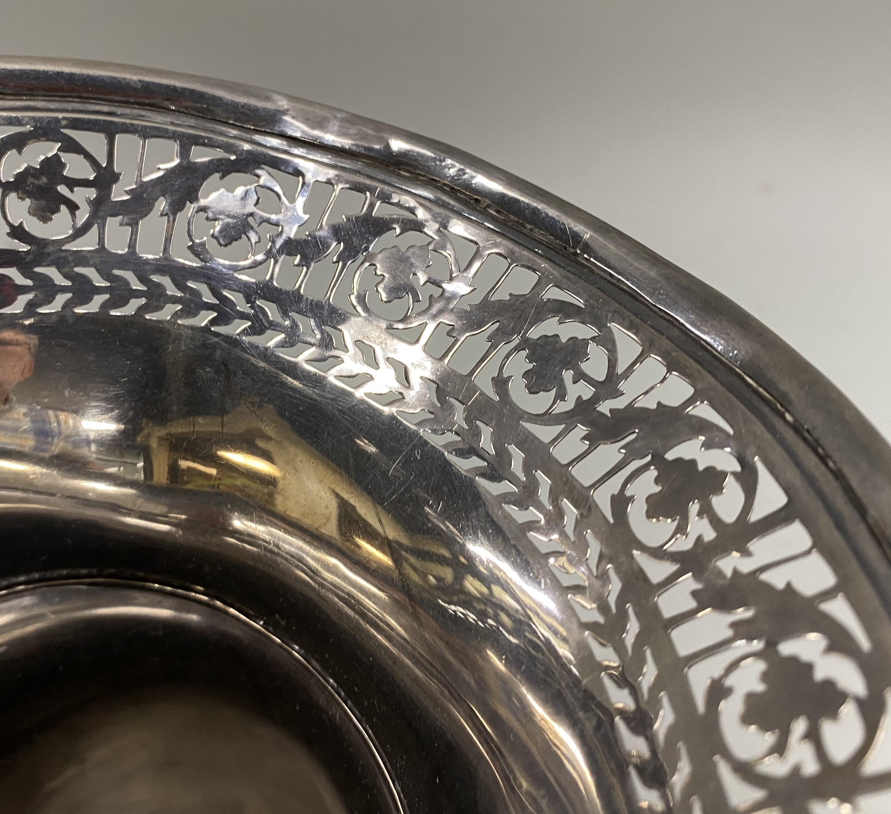 European Silver Reticulated Handled Flower Vase with Foliate Chased Decoration 9