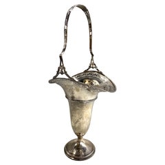 Europäische Silber netzförmig Handgriff Blumenvase mit Foliate getrieben Dekoration