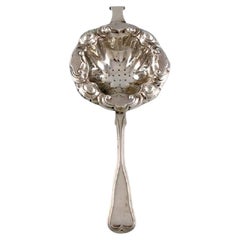Platero europeo, Colador de té de plata antigua, fechado en 1855