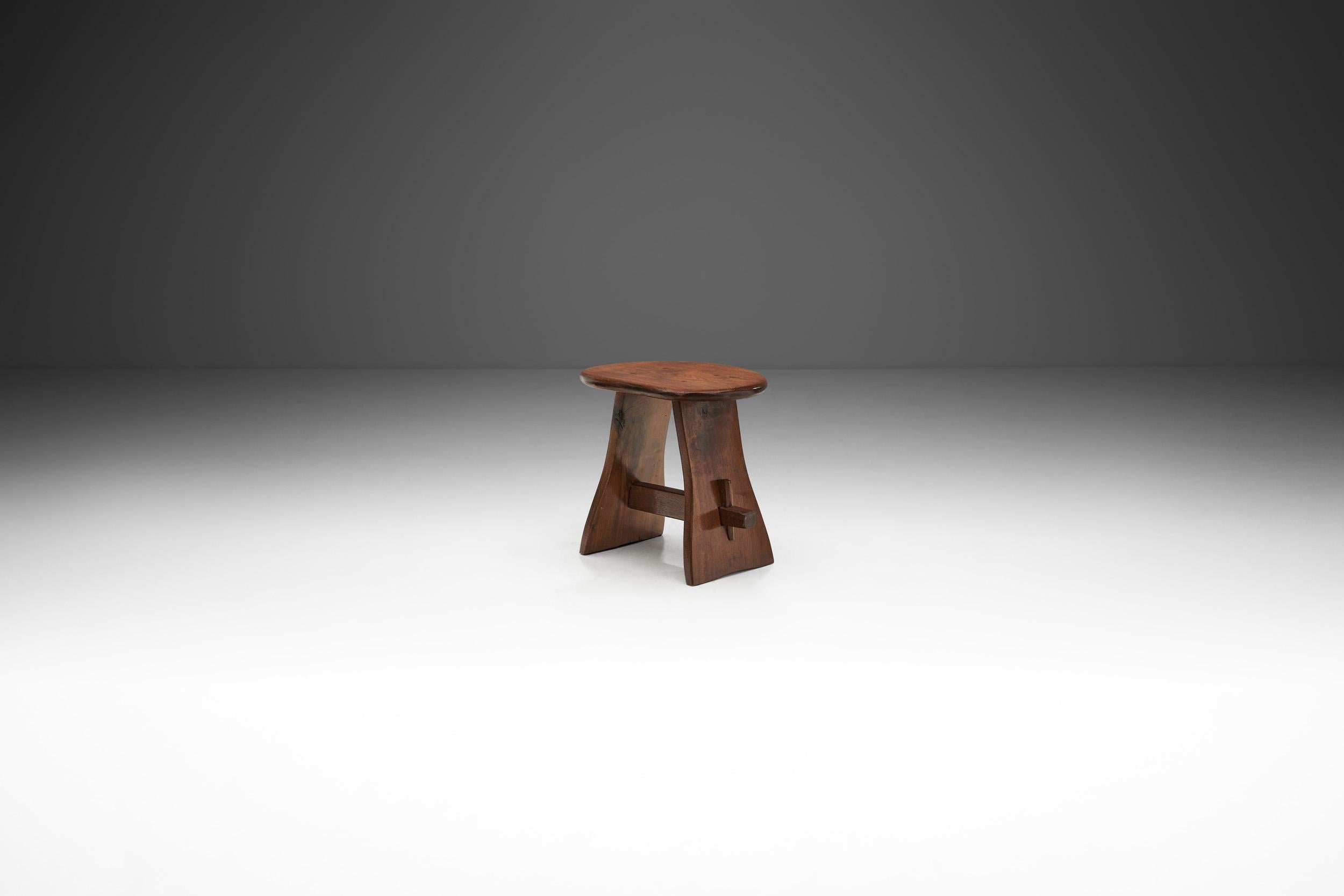 European Solid Wood Stool with Mortise and Tenon Joinery, Europe ca 1960s In Good Condition In Utrecht, NL