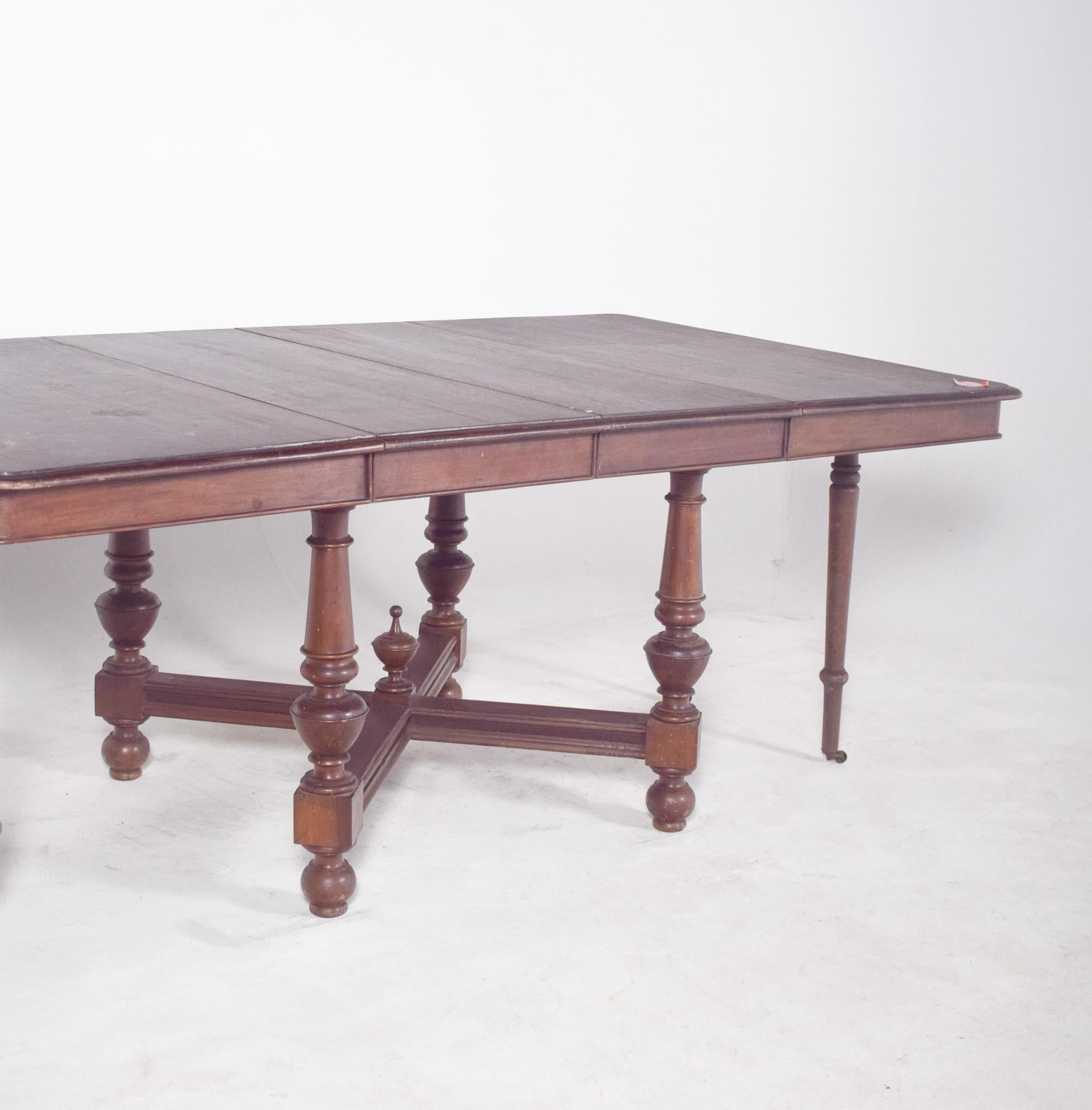 European Square Extendable Dining Table For Sale 3