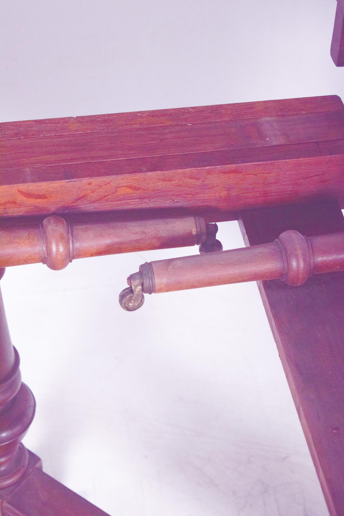 European Square Extendable Dining Table For Sale 4