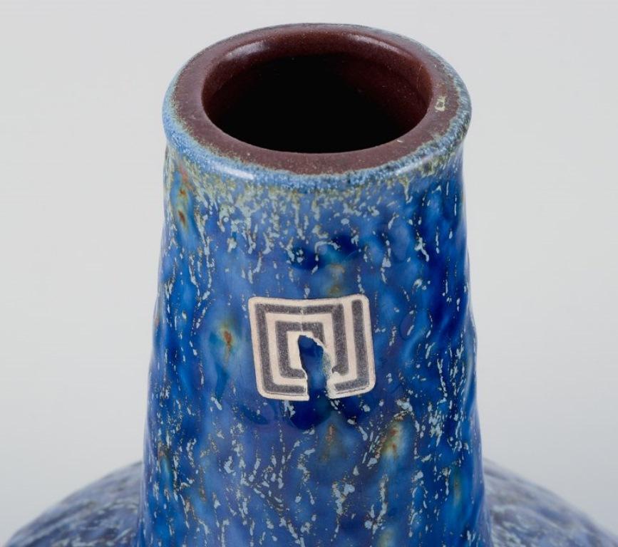 European studio ceramic artist, large ceramic vase with blue glaze. In Good Condition For Sale In Copenhagen, DK
