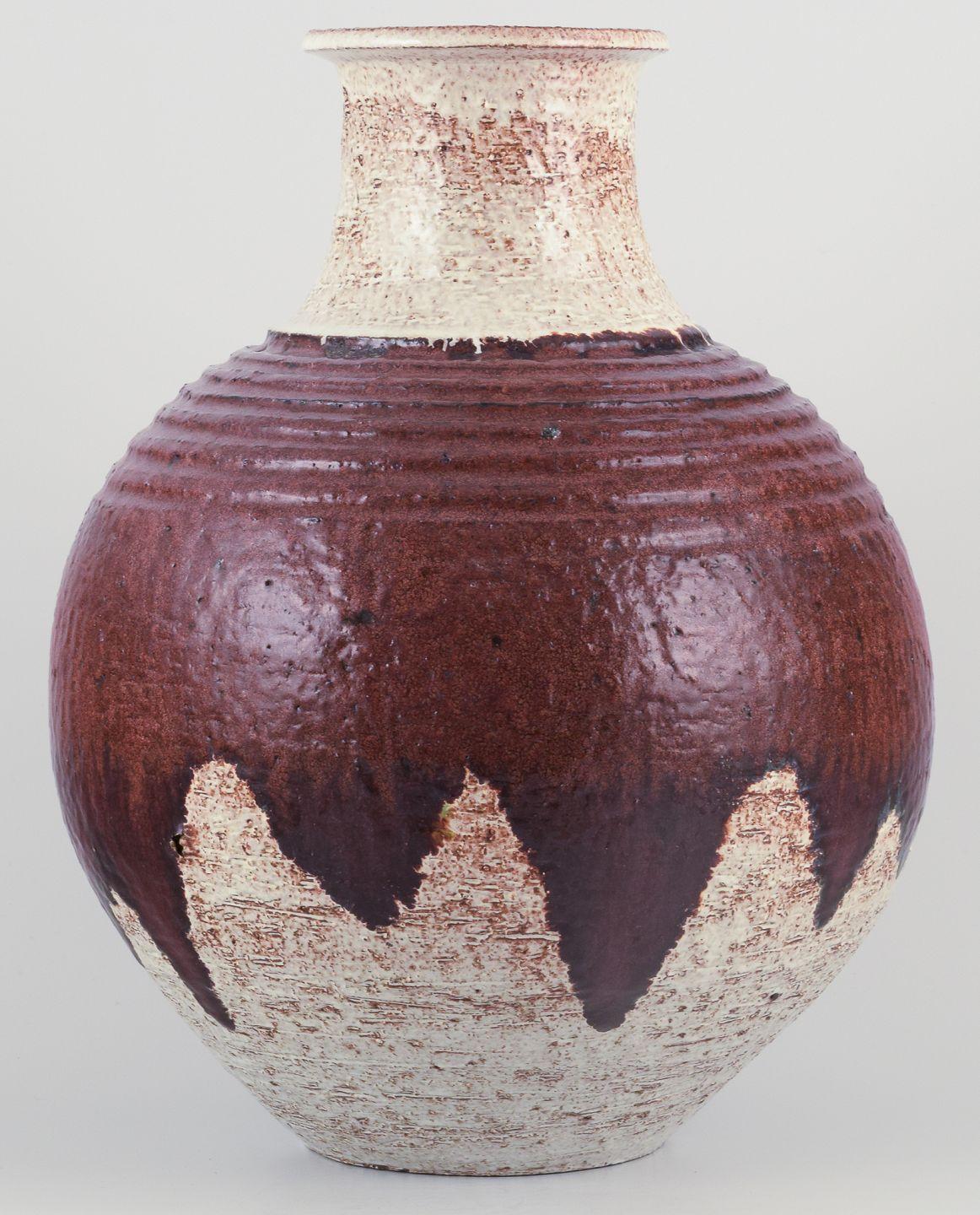 European studio ceramicist. Ceramic floor vase with flowing glaze. 1960s/70s In Excellent Condition For Sale In Copenhagen, DK
