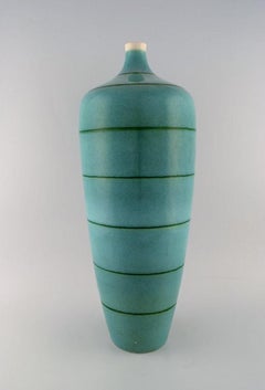 Europäischer Studio-Keramikkünstler, große Bodenvase aus glasierter Keramik